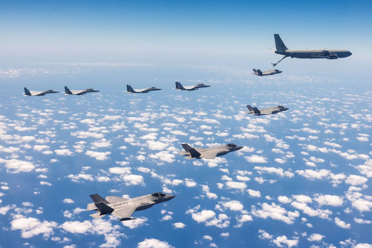 Long arm of the IDF: Air Force practiced mid-air refueling of fighter jets - Military Review, Aviation, Military equipment, Israel, Zionism, Tsakhal, Army, Israeli Army, Military aviation, Longpost