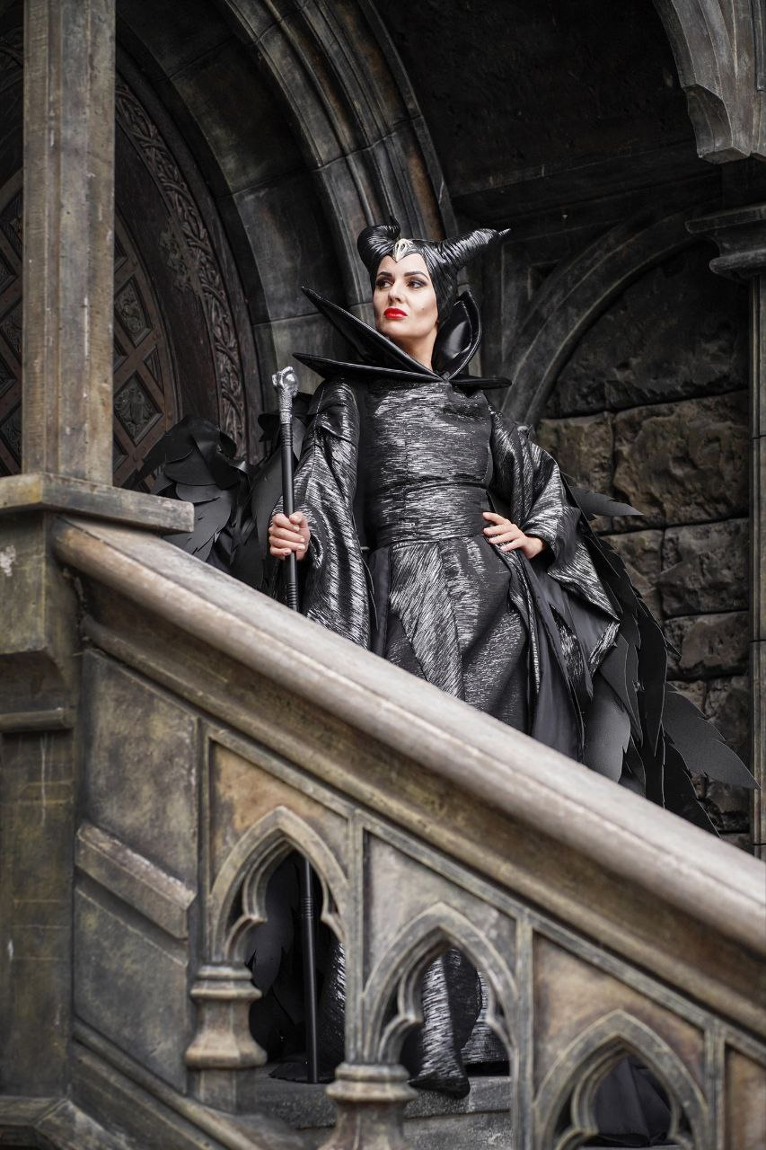 Cosplay Maleficent - beauty, Vertical video, Girls, Cosplay, The photo, Cosplayers, Walt disney company, Costume, Lock, PHOTOSESSION, Fashion model, Longpost