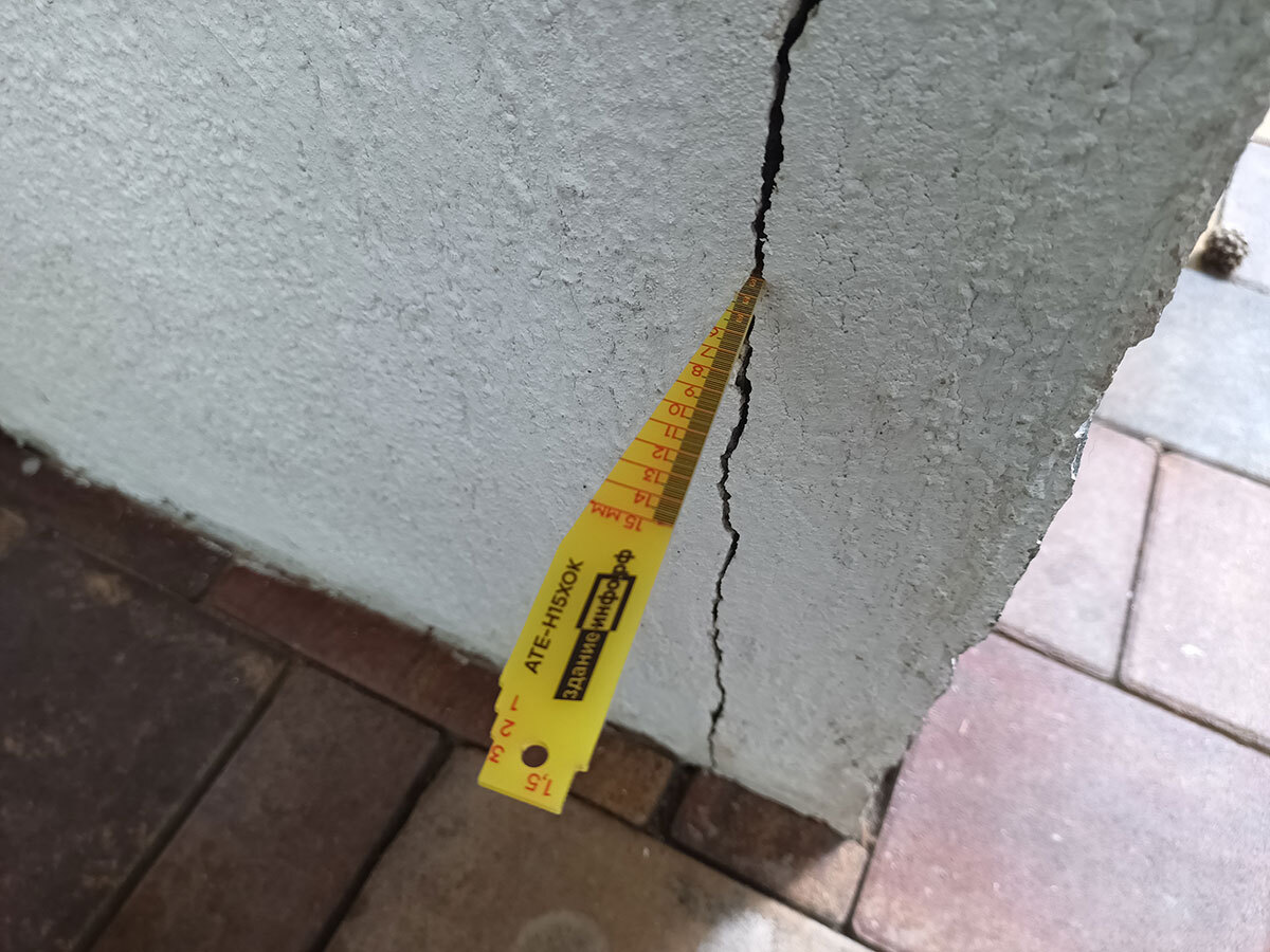 Gas block. He stood and stood and... whack! How I inspected a three-story aerated concrete house worth more than 60 million and why we didn’t buy it - My, Home construction, The property, Building, House, Expertise, Technical supervision, Survey, Aerated concrete, Defect, Longpost