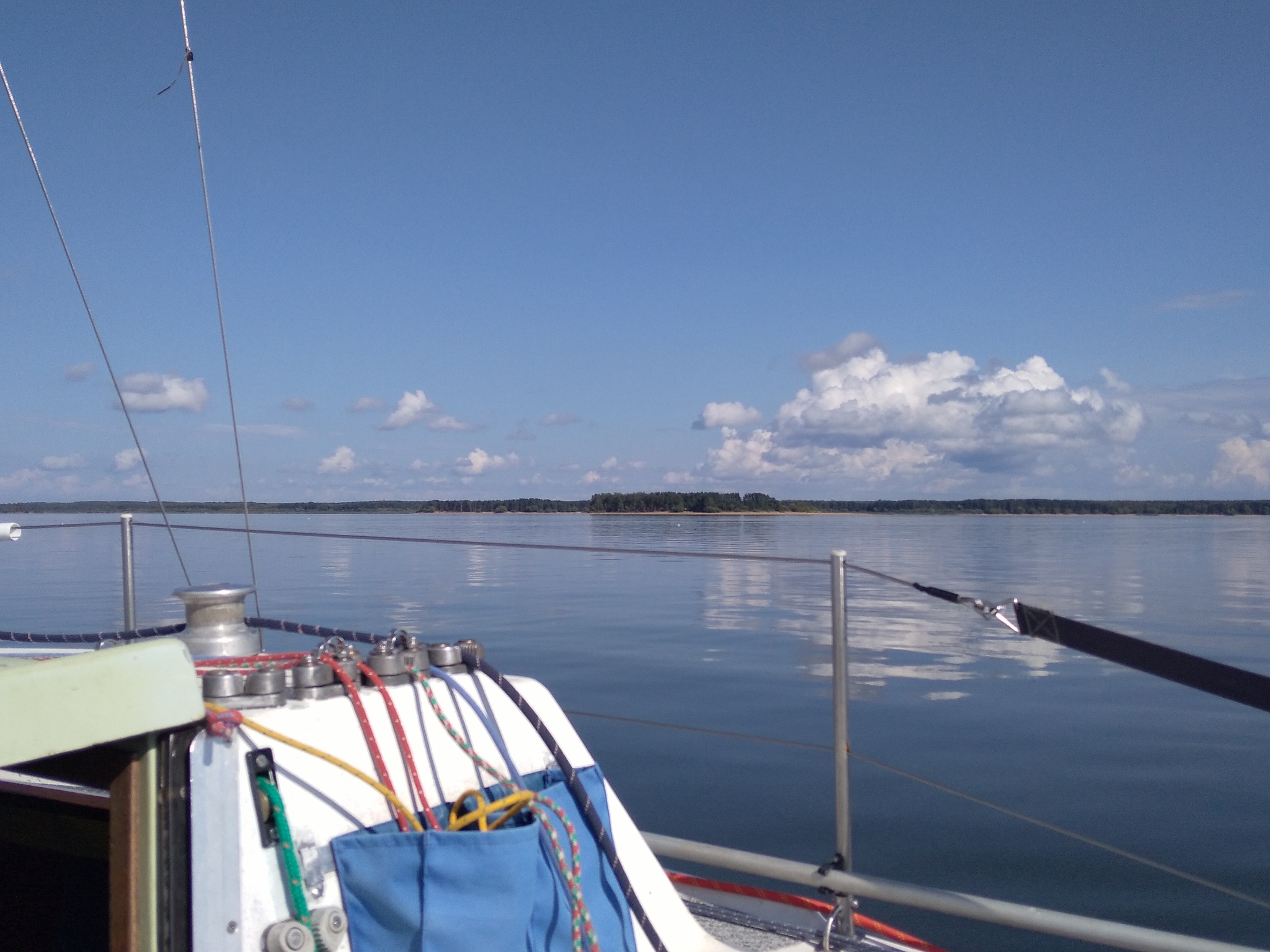 Calm. Rybinsk Reservoir - My, Calm, Rybinsk Reservoir, Yacht, Sailboat, The photo, Longpost