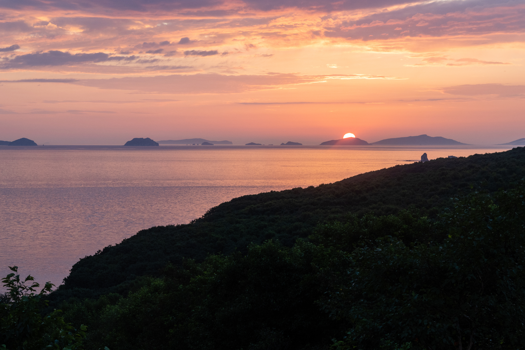 Dawn in Malaya Astafyevo Bay - My, Дальний Восток, The rocks, Landscape, Nature, Sea, dawn, The photo, Primorsky Krai, Gamow Peninsula, Astafyeva Bay, Beautiful view