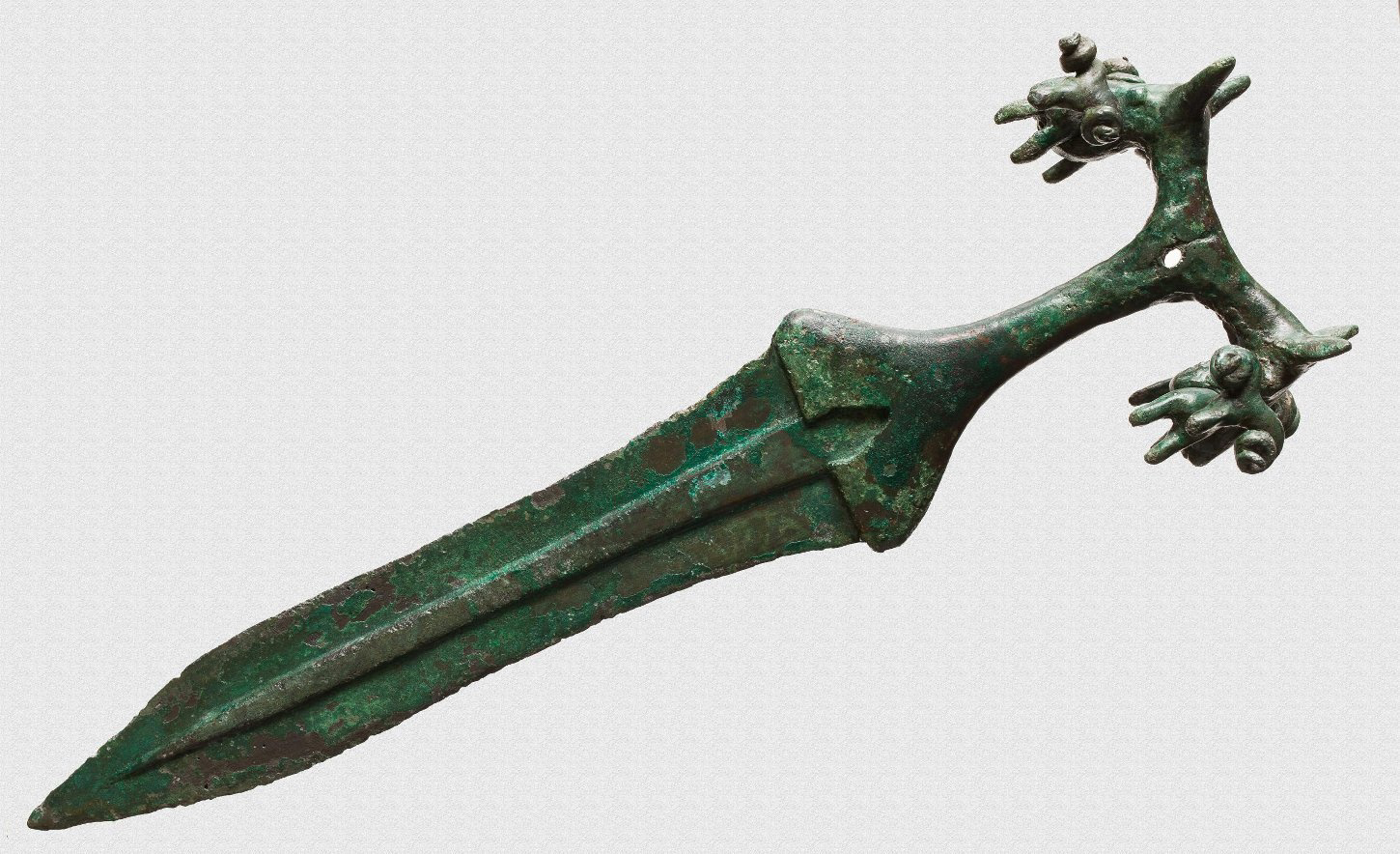 Many centuries ago, this bronze dagger was created by some of the most skilled metallurgists of their time. - My, Archeology, Ancient artifacts, Nauchpop, Scientists, Text