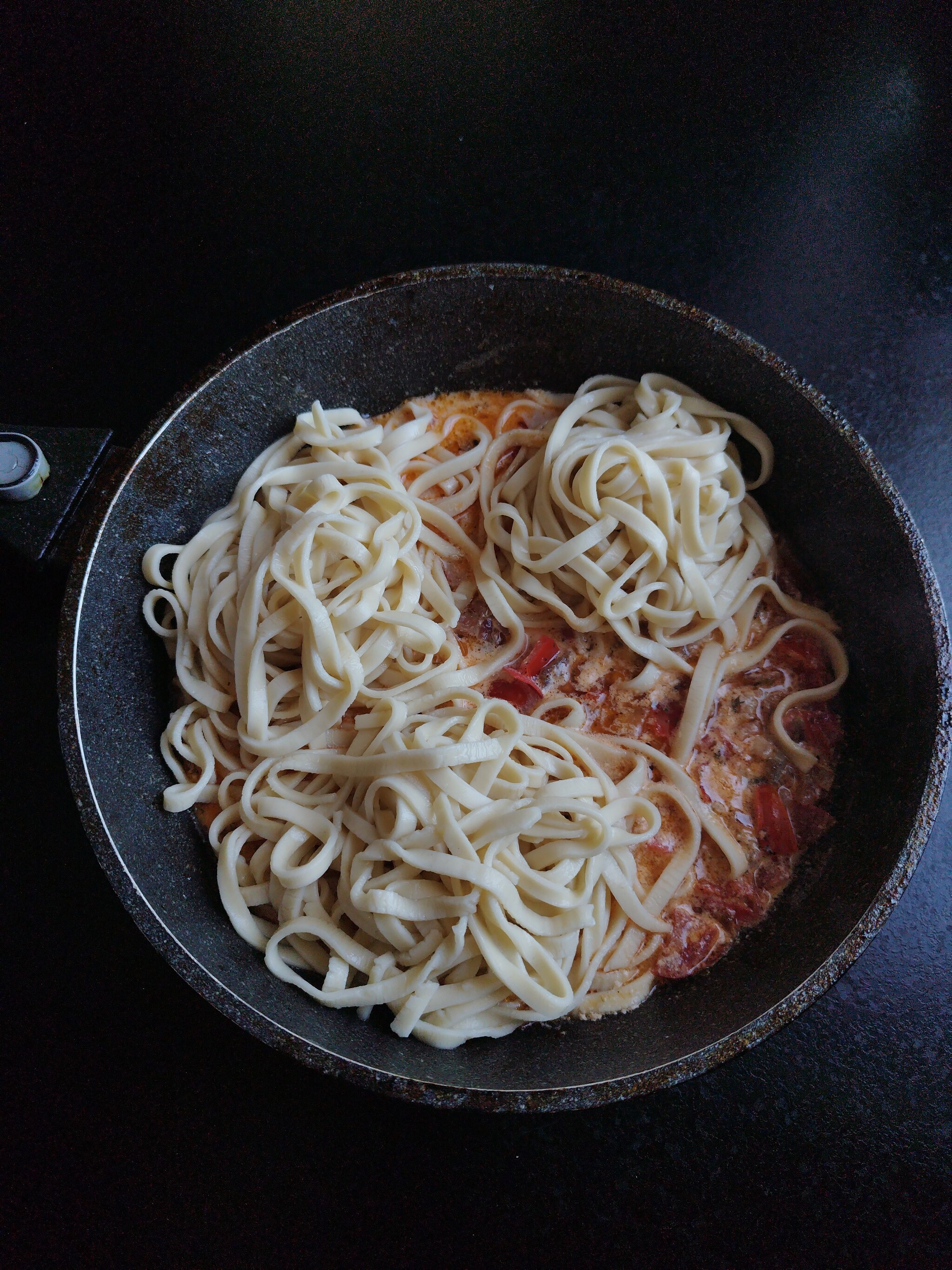 Ax porridge - pasta with chicken in tomato cream sauce - My, Recipe, Paste, Noodles, Cooking, Saving, Budgetary, Ax porridge, Longpost, Food, Preparation