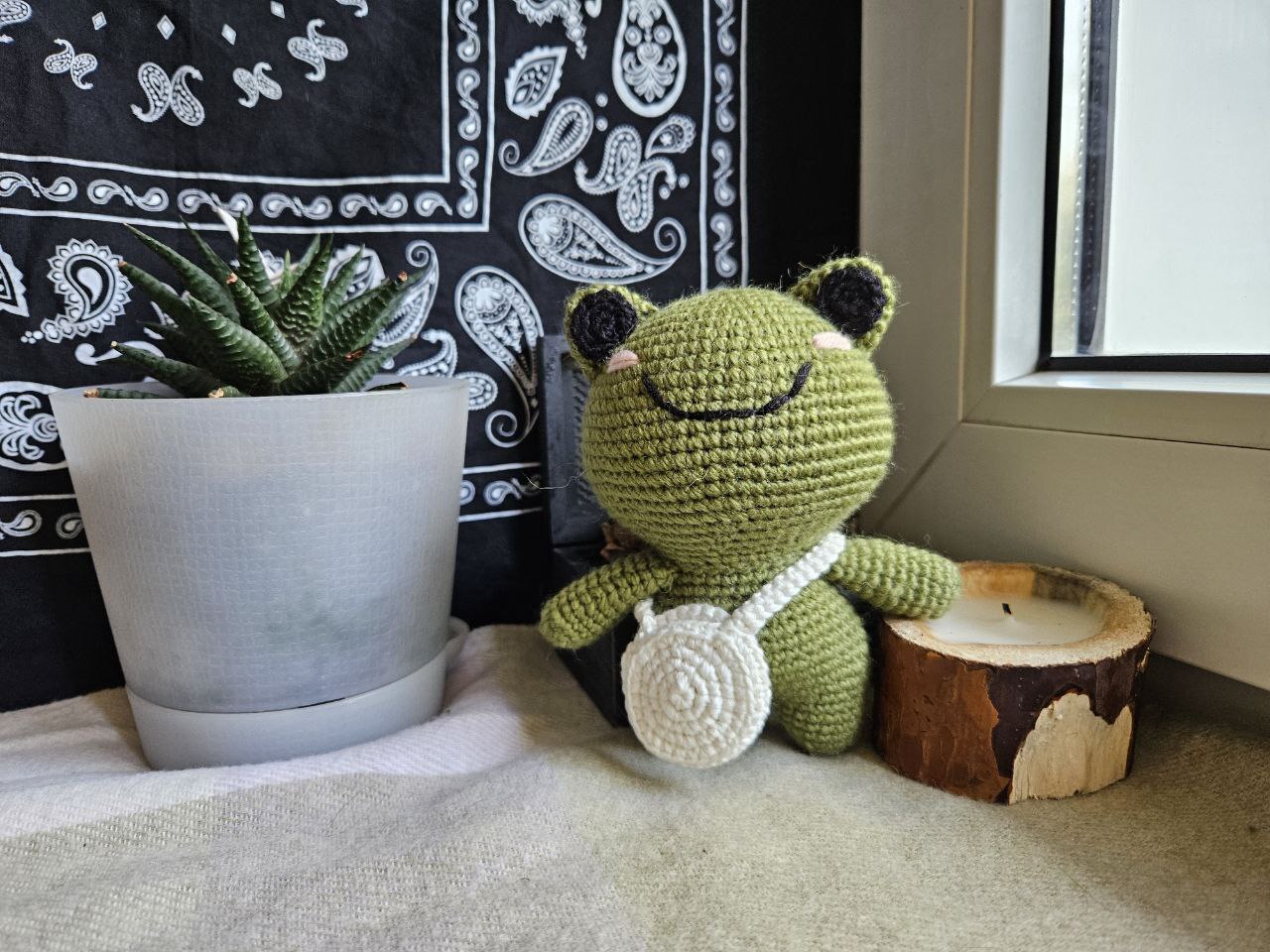 Knitted Frog - My, Crochet, Amigurumi, Knitting, Knitted toys, Toys, Author's toy, Handmade, Creation, Needlework, Needlework without process, With your own hands, Presents, Order, Frogs, Toad, Wednesday, Longpost