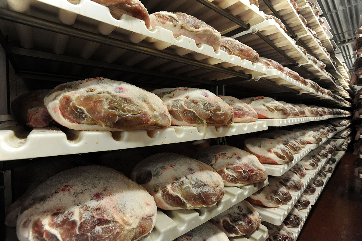 How to make prosciutto in Parma - Production, How is it done, Ham, Prosciutto, Longpost