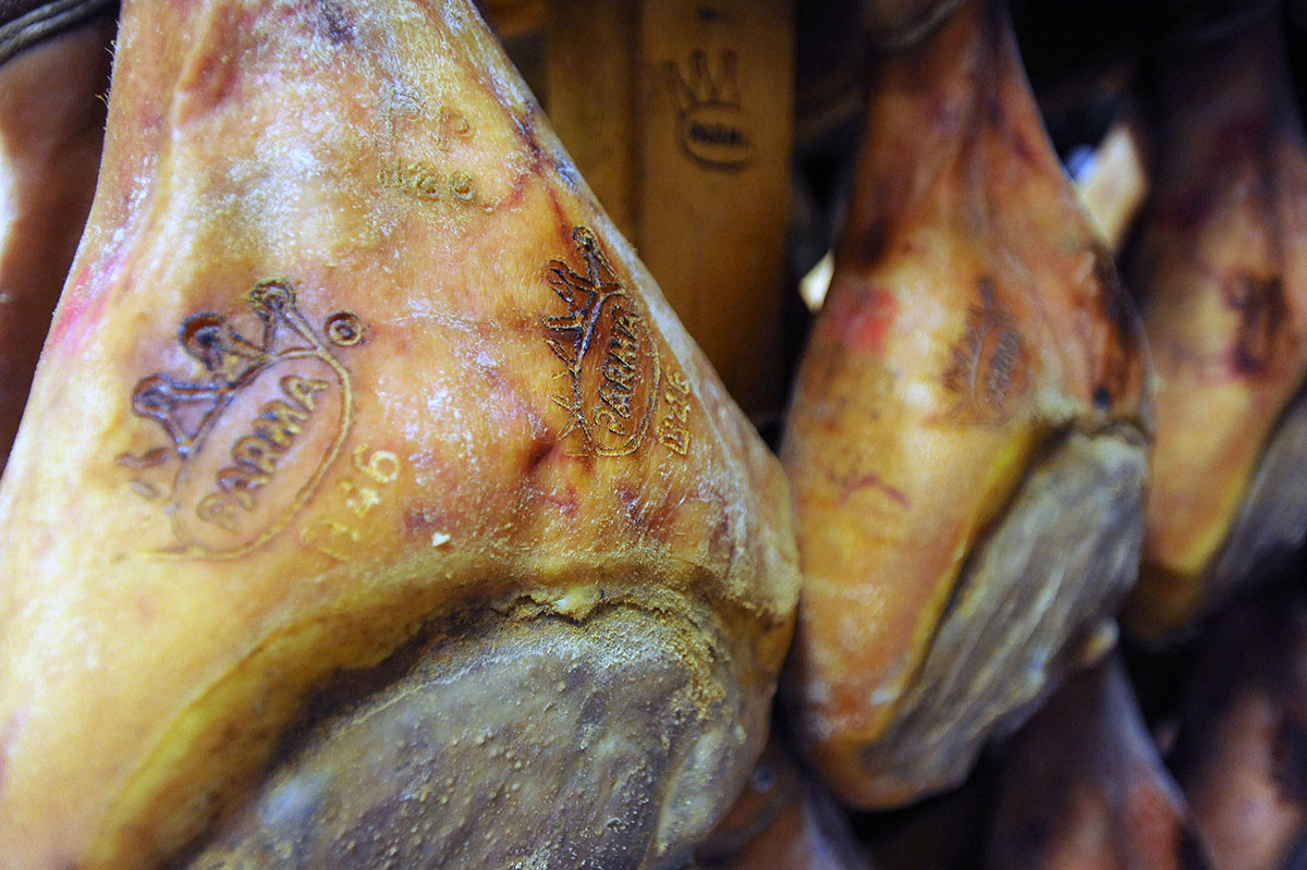 How to make prosciutto in Parma - Production, How is it done, Ham, Prosciutto, Longpost