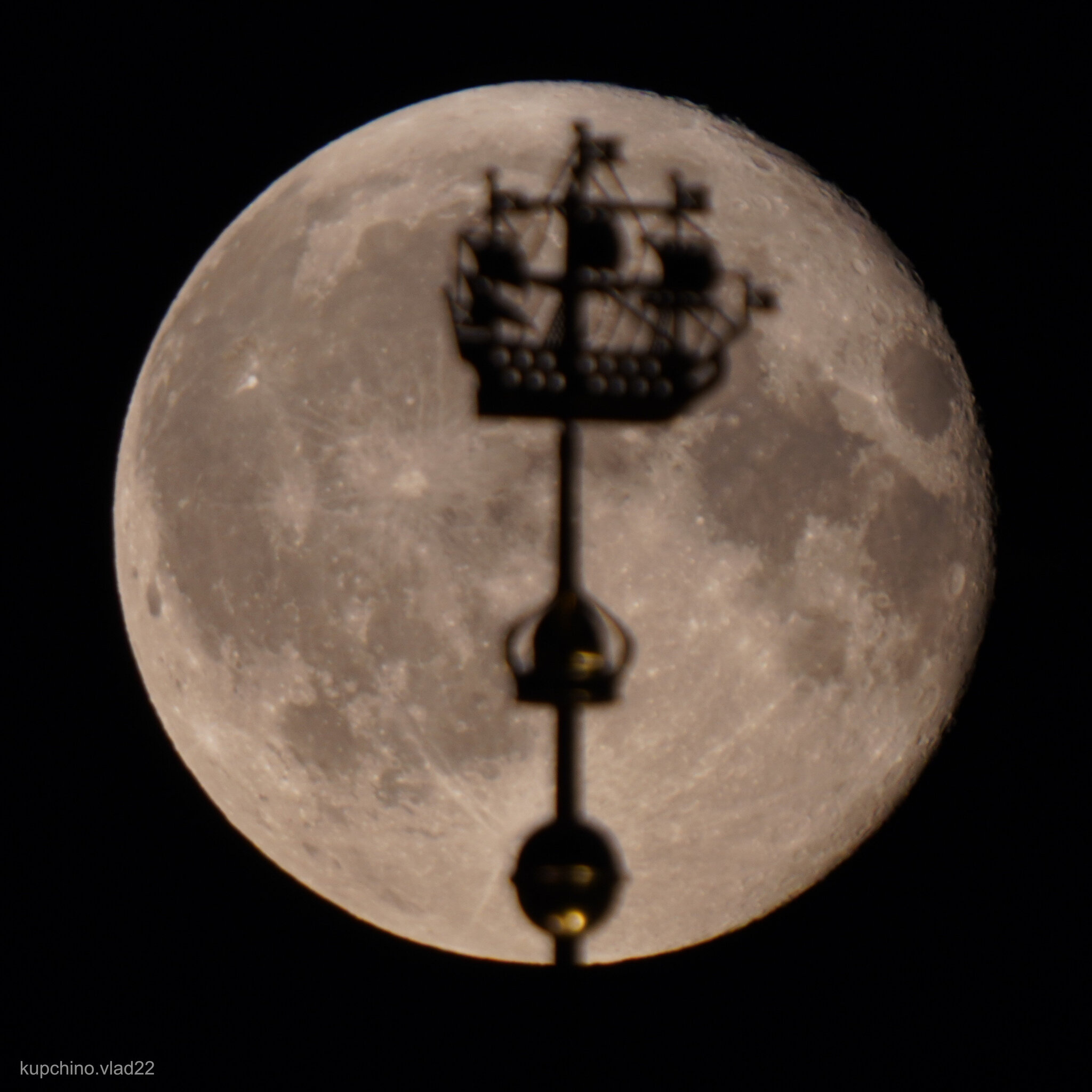 Full moon - My, The photo, Saint Petersburg, moon, Full moon, Longpost