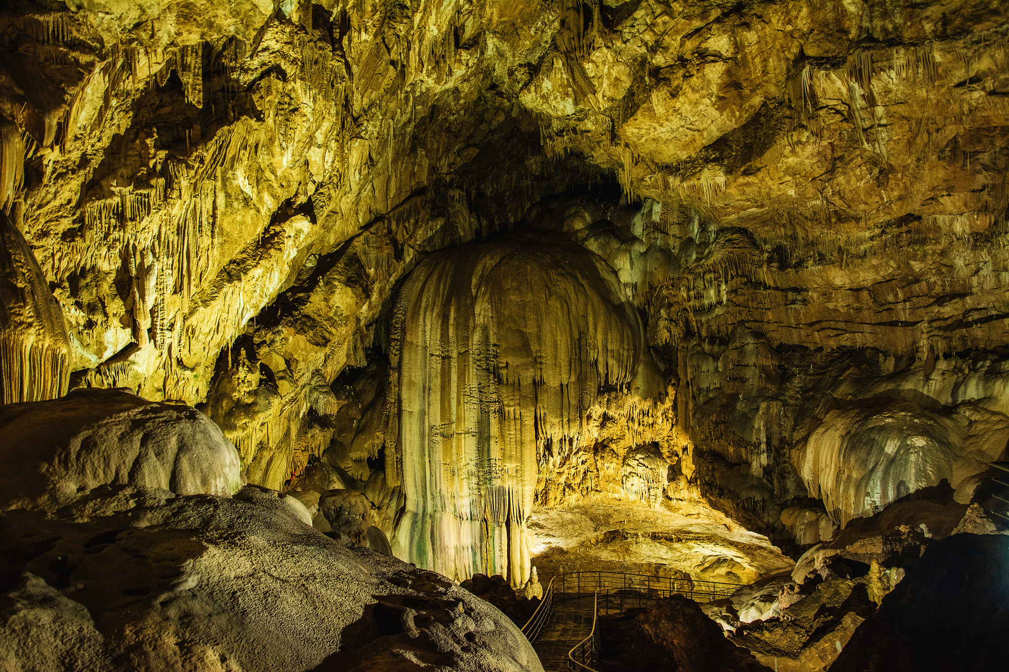 Cave overpass and Stone waterfall - My, The photo, Nikon, New Athos cave, Waterfall, Landscape