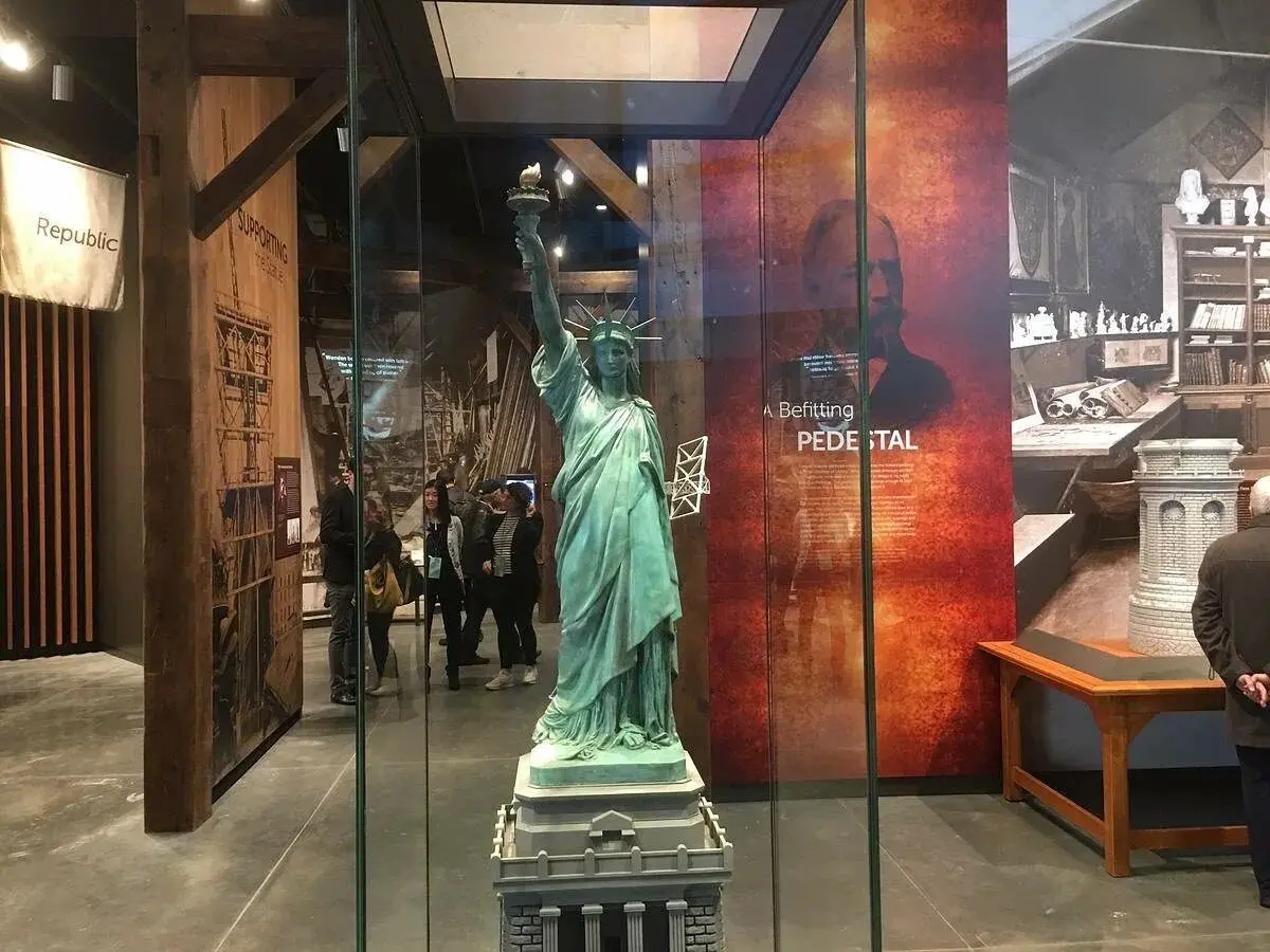 Statue of Liberty. What does it look like inside - My, Statue of Liberty, USA, sights, Art, Video, Soundless, Longpost