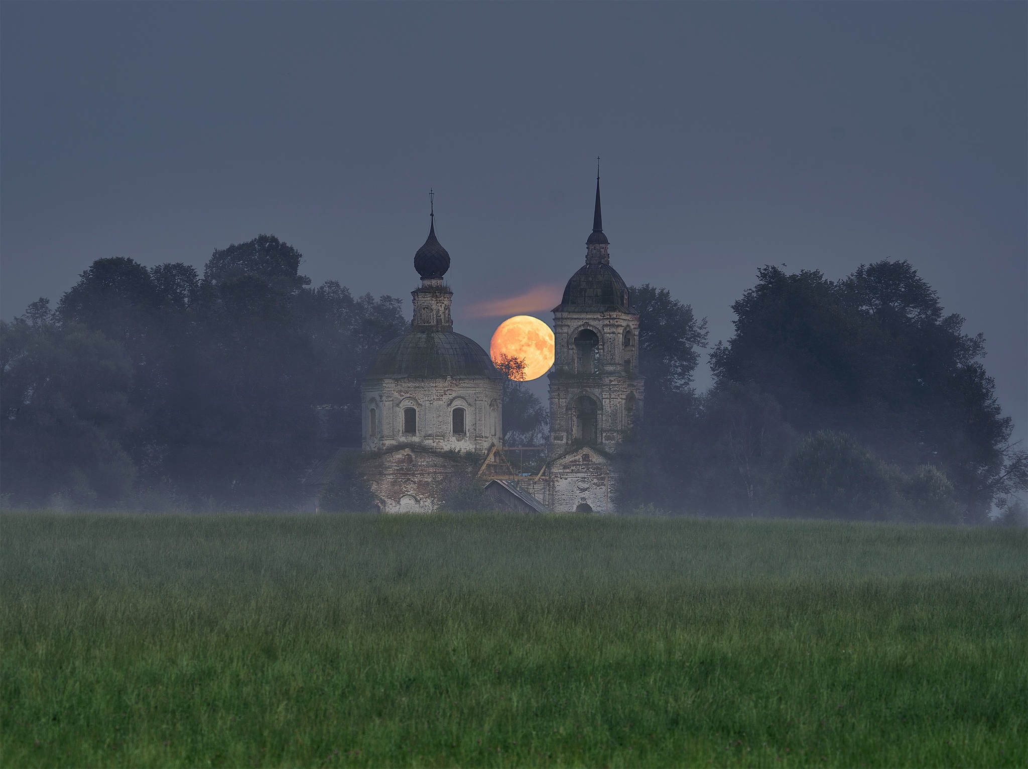 Full moon - My, Night, moon, Full moon, Temple, Fog, Mystic, The photo