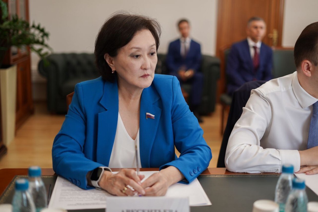 Sardana Avksentieva proposed expelling all migrants with a criminal record, including expunged and expunged ones - Politics, Migrants, State Duma, Bill, Sardana Avksentieva