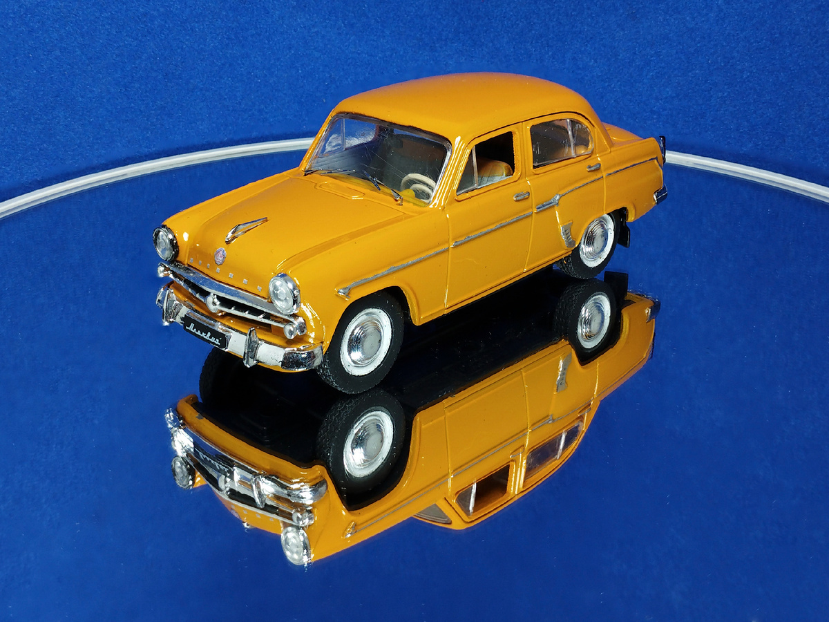 Orange Moskvich-407. How to put a vivid memory on your shelf. Creating a 1:43 scale model with electrification - My, Collecting, Modeling, Scale model, Collection, Moskvich, Mzma, Electrification, Girls, 1:43, Deagostini, Stand modeling, Serzhik Modelist, Painting miniatures, Memories, Longpost