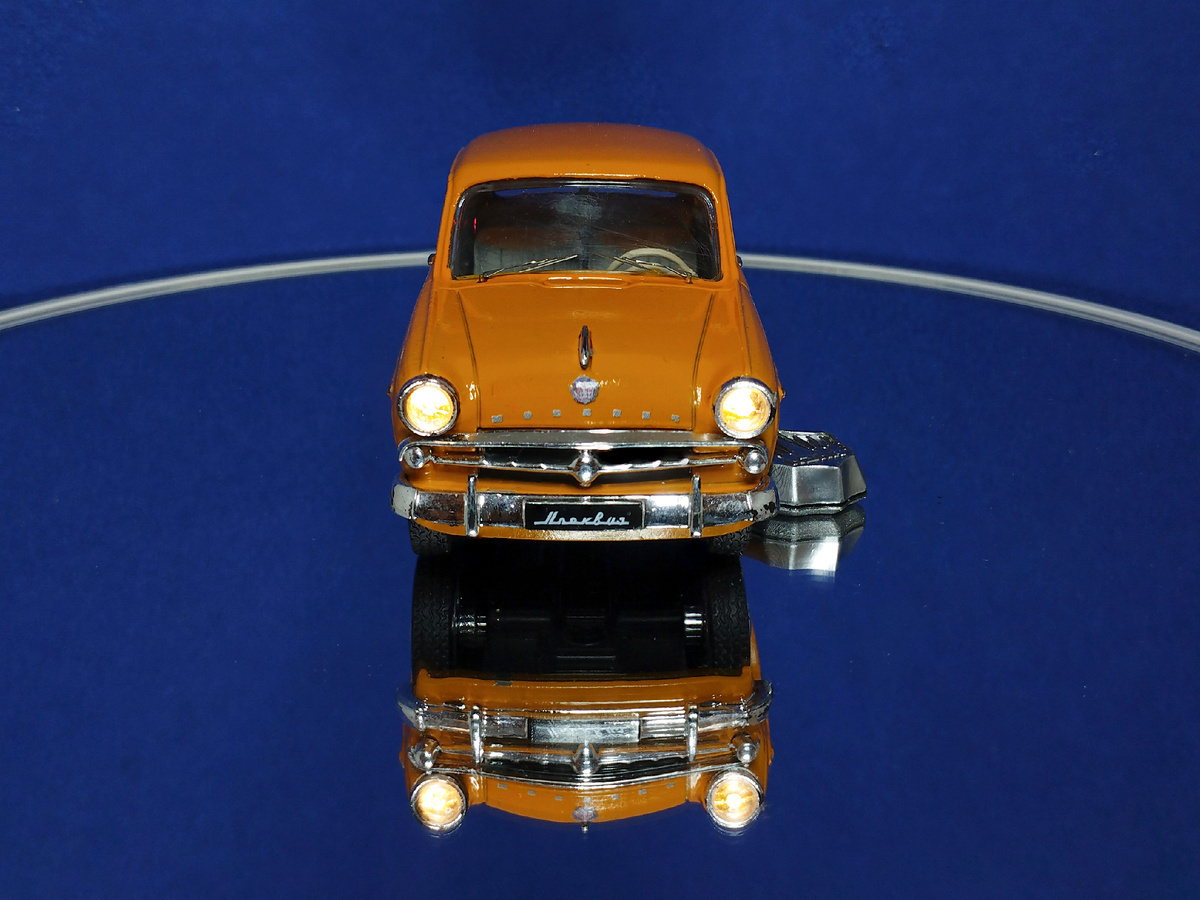 Orange Moskvich-407. How to put a vivid memory on your shelf. Creating a 1:43 scale model with electrification - My, Collecting, Modeling, Scale model, Collection, Moskvich, Mzma, Electrification, Girls, 1:43, Deagostini, Stand modeling, Serzhik Modelist, Painting miniatures, Memories, Longpost