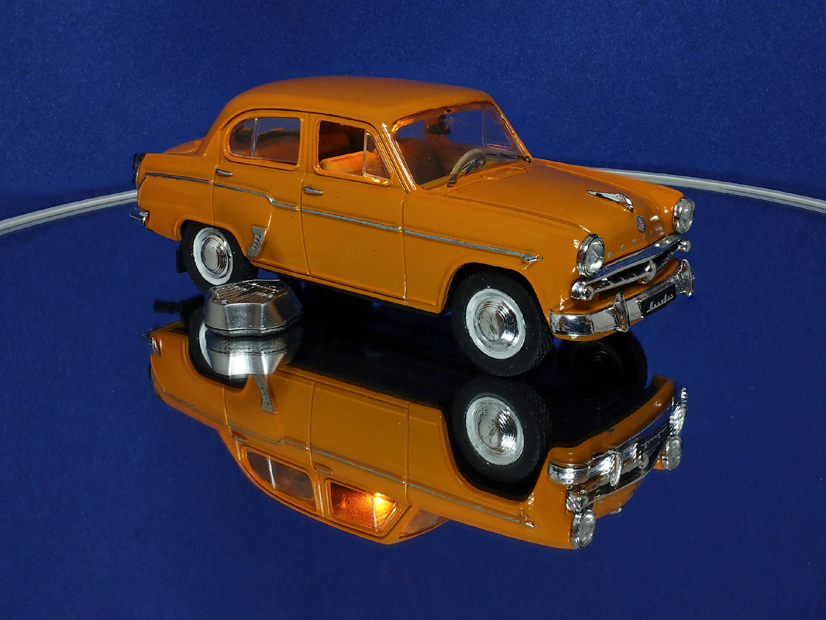 Orange Moskvich-407. How to put a vivid memory on your shelf. Creating a 1:43 scale model with electrification - My, Collecting, Modeling, Scale model, Collection, Moskvich, Mzma, Electrification, Girls, 1:43, Deagostini, Stand modeling, Serzhik Modelist, Painting miniatures, Memories, Longpost