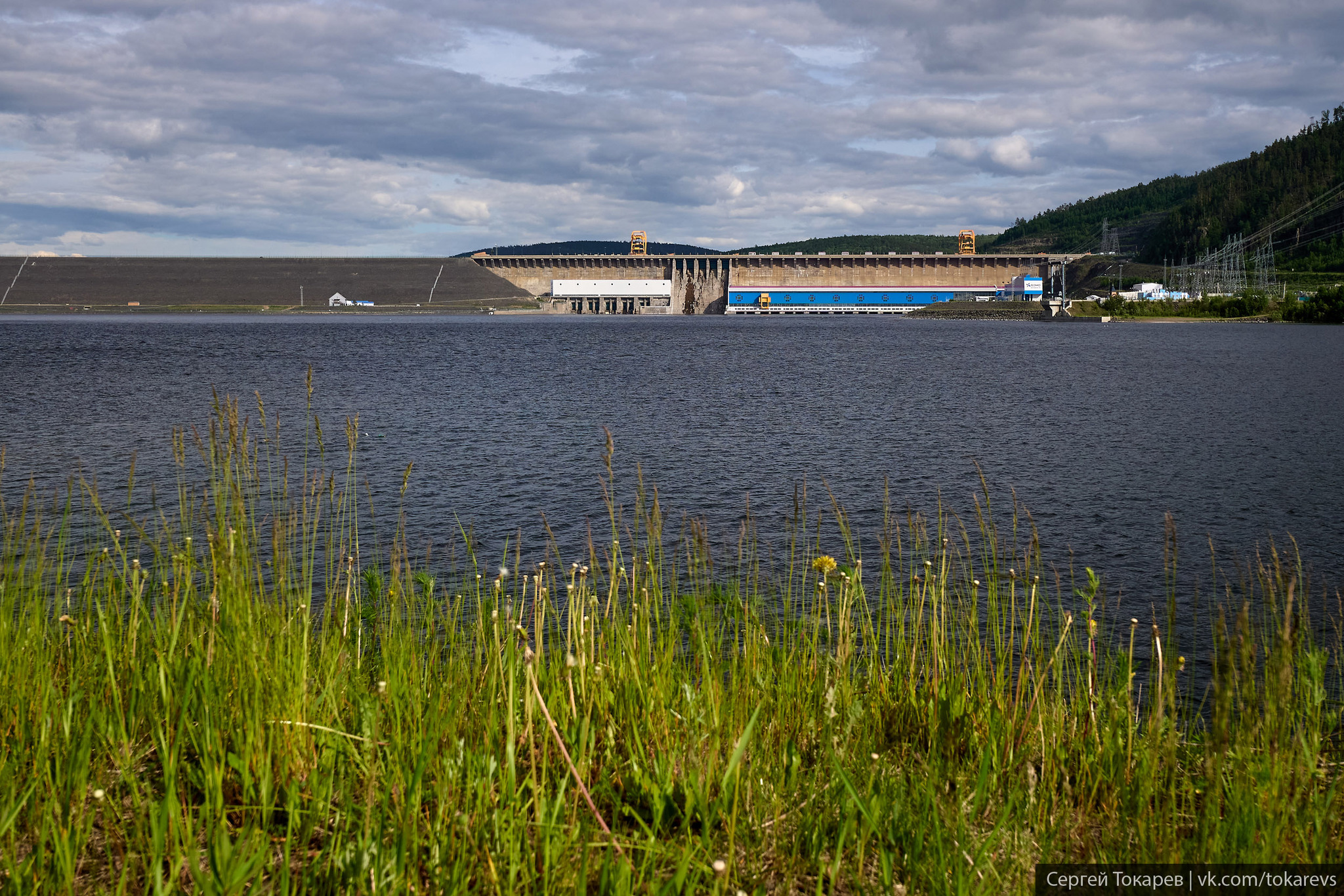 Boguchanskaya hydroelectric power station on the Angara. What it looks like from the outside and from the inside - My, Siberia, Industry, Angara River, Boguchanskaya HPP, Energy (energy production), Krasnoyarsk region, Longpost