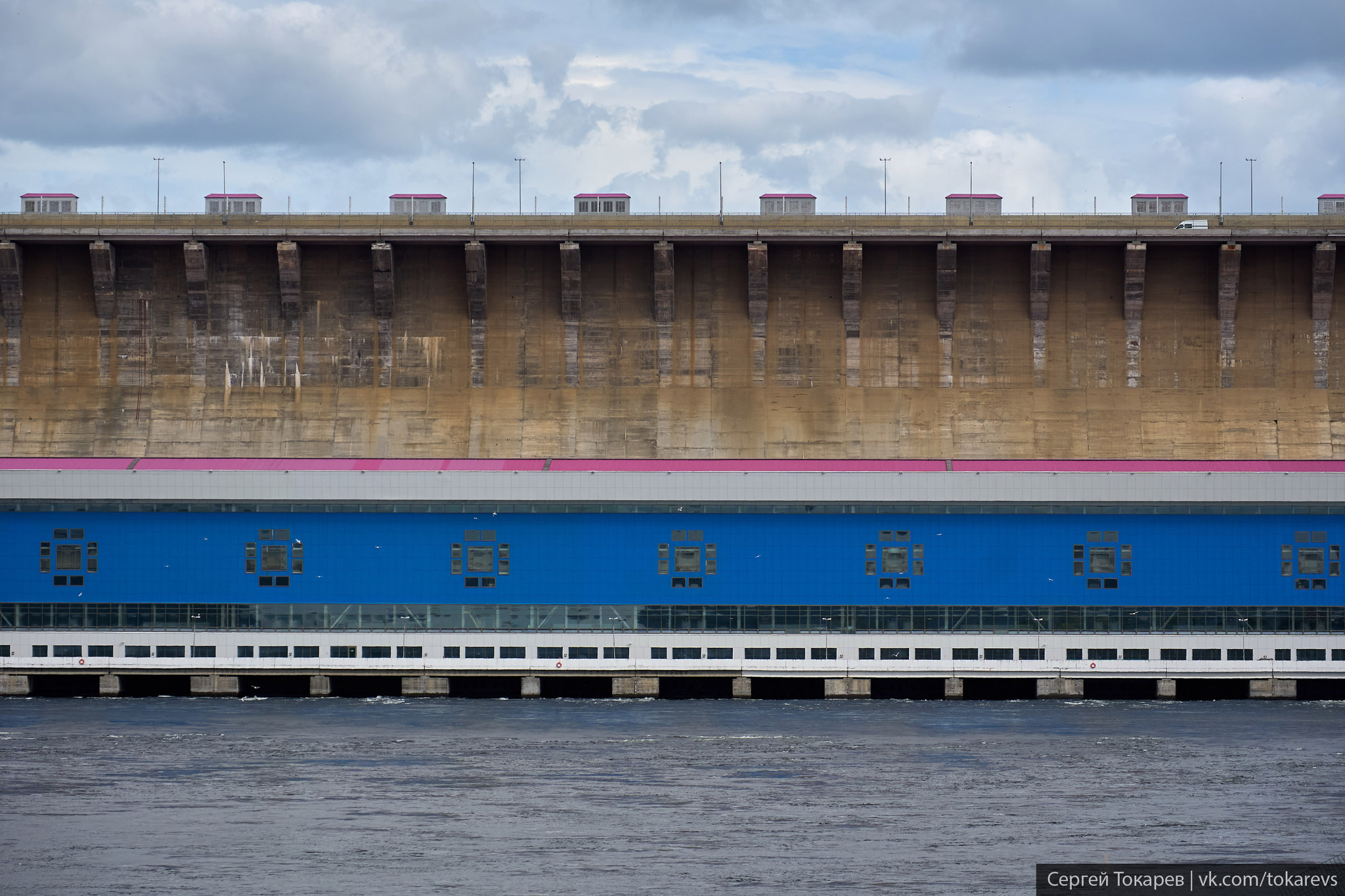 Boguchanskaya hydroelectric power station on the Angara. What it looks like from the outside and from the inside - My, Siberia, Industry, Angara River, Boguchanskaya HPP, Energy (energy production), Krasnoyarsk region, Longpost