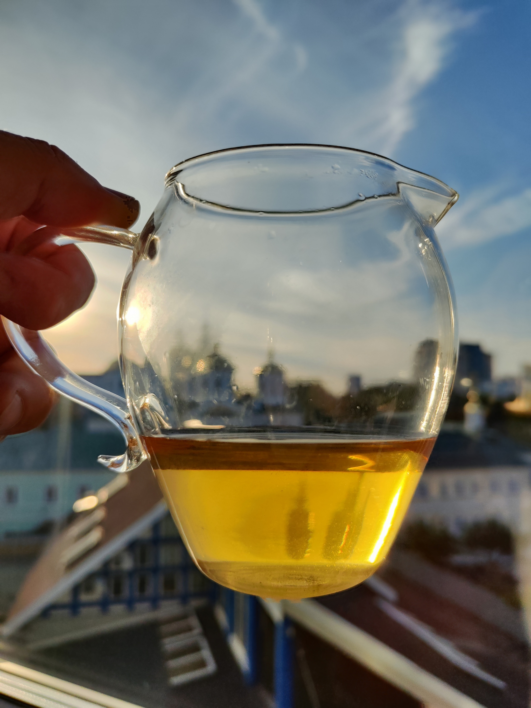 A treasure in a pile of samples! Shen Puer 'Zaichen' from the Youth Institute, harvested April 2019, pressed June 2019 - My, Tea, China, Mobile photography, beauty, Puer, Longpost