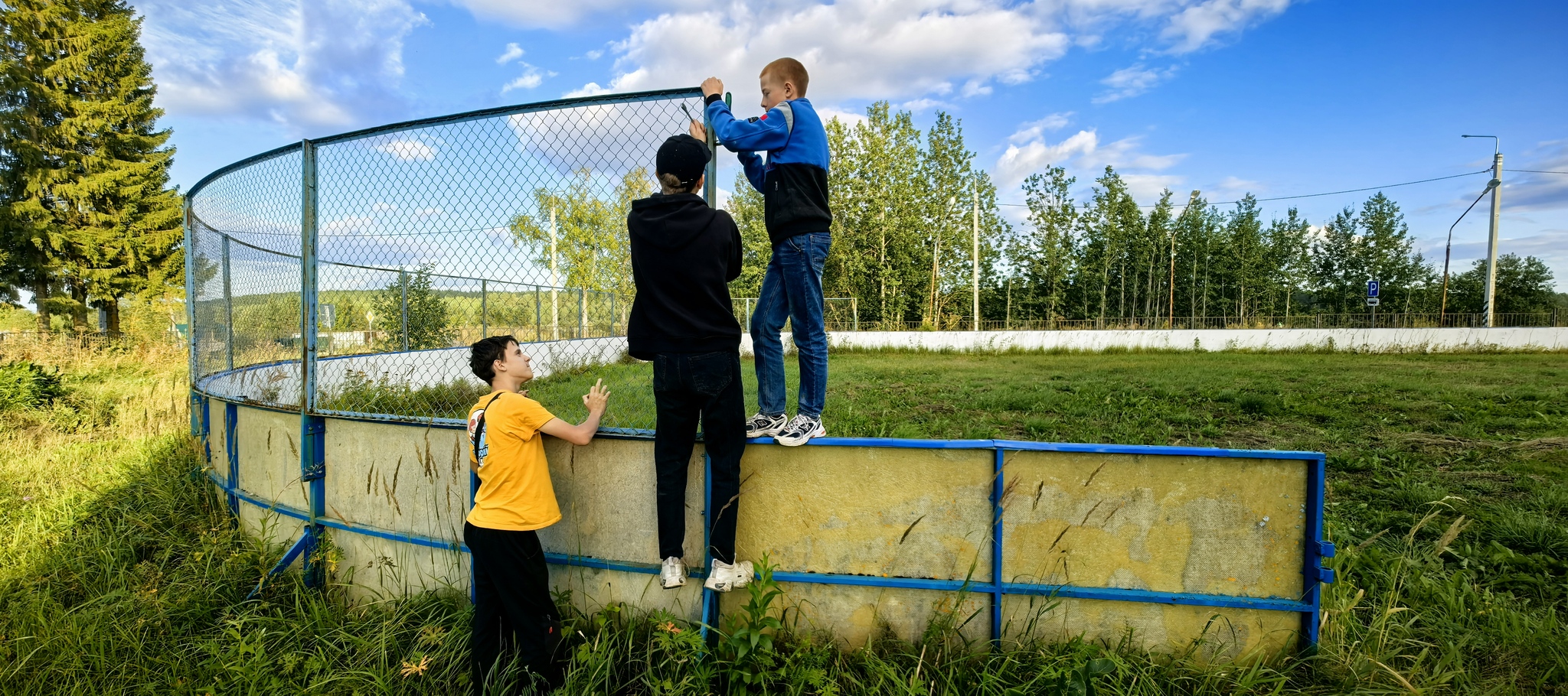 Stop, news, summer, everything - Stop, Teenagers, Village, Kochegarka, Hockey, Hike, Sunset, 3D, Architecture, Building, Longpost