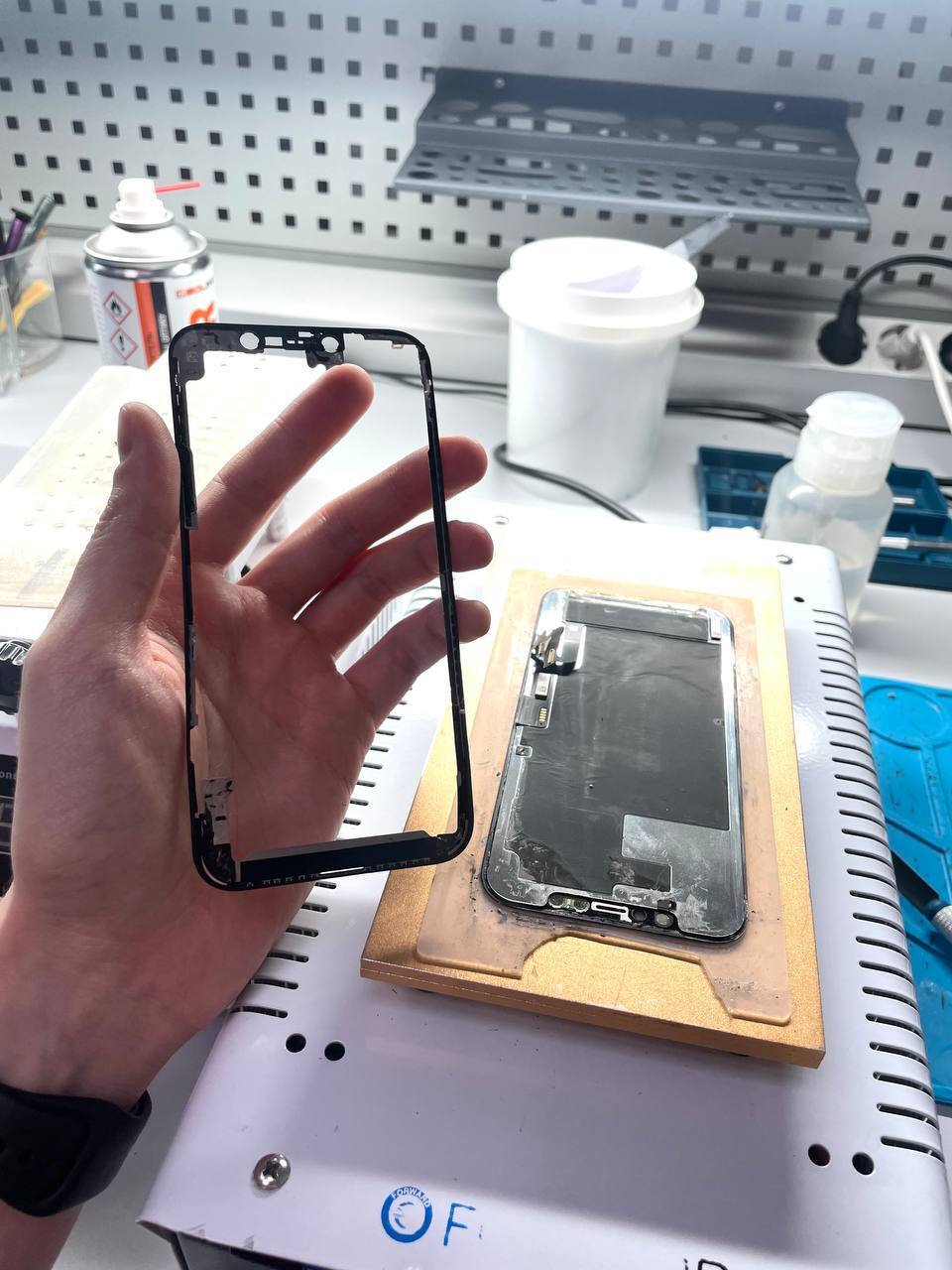 After immersion in water, it stopped responding to touches. Replacing the sensor (touchscreen) of iPhone 12 Pro - My, Ремонт телефона, iPhone, Repair of equipment, Screen replacement, Service center, Apple, Apple repair, Xiaomi, Iphone 12, Mobile phones, Android, Laptop Repair, Smartphone, Motherboard, Breaking, Longpost