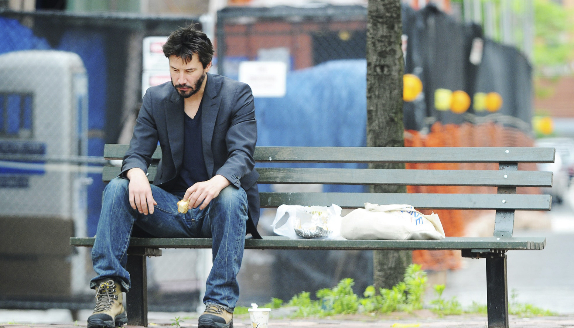 Keanu Reeves has been friends with homeless people since at least 1997. Why? - Keanu Reeves, Life stories, Actors and actresses, A wave of posts