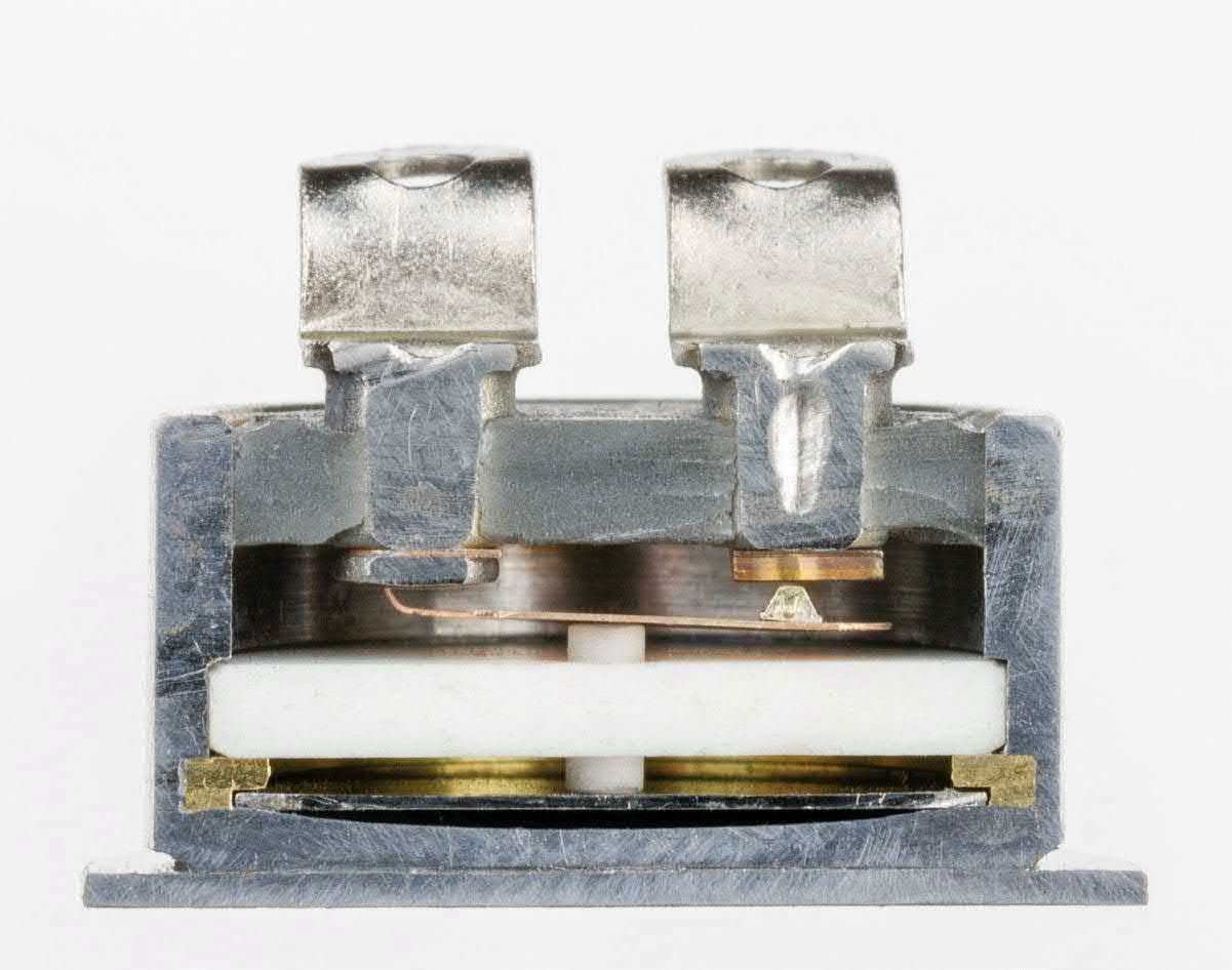 Cross-section of radio components. Amazing sight [Part 3] - Radio amateurs, Radio electronics, Radio parts, Radio engineering, Incision, Electronics, Computer hardware, The photo, Longpost