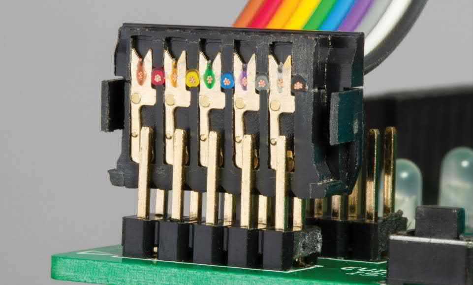 Cross-section of radio components. Amazing sight [Part 3] - Radio amateurs, Radio electronics, Radio parts, Radio engineering, Incision, Electronics, Computer hardware, The photo, Longpost