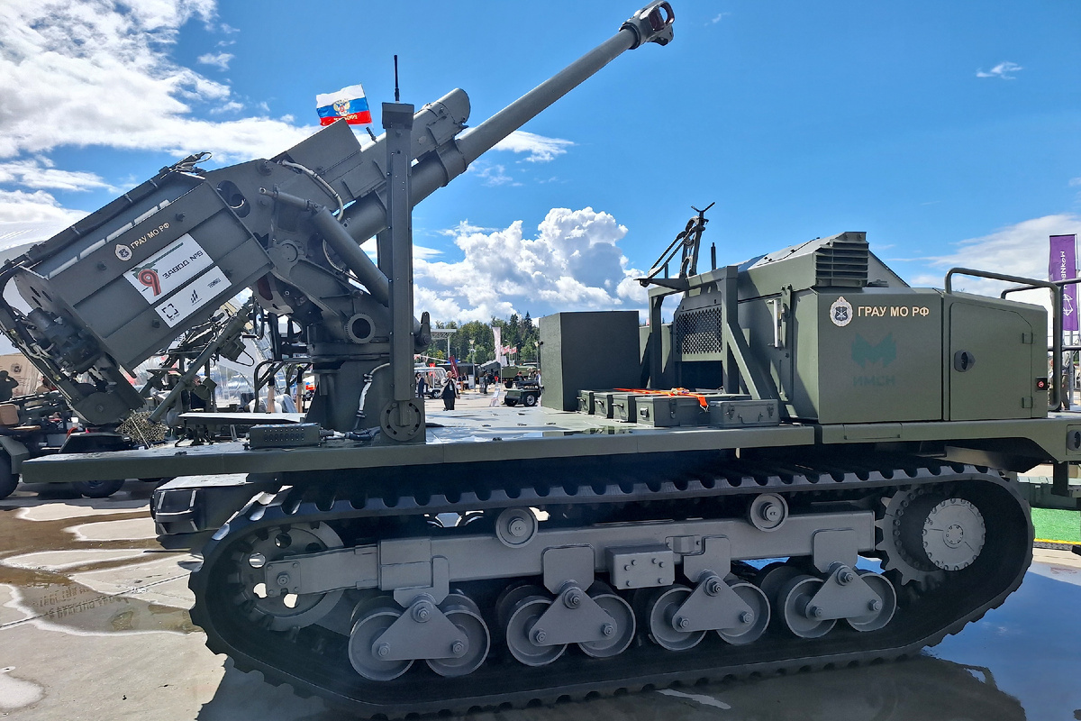 The newest robotic 122-mm self-propelled gun Clover will be sent to the Northern Military District zone for full testing - Military equipment, Weapon, Armament, Robotics, Longpost, Special operation