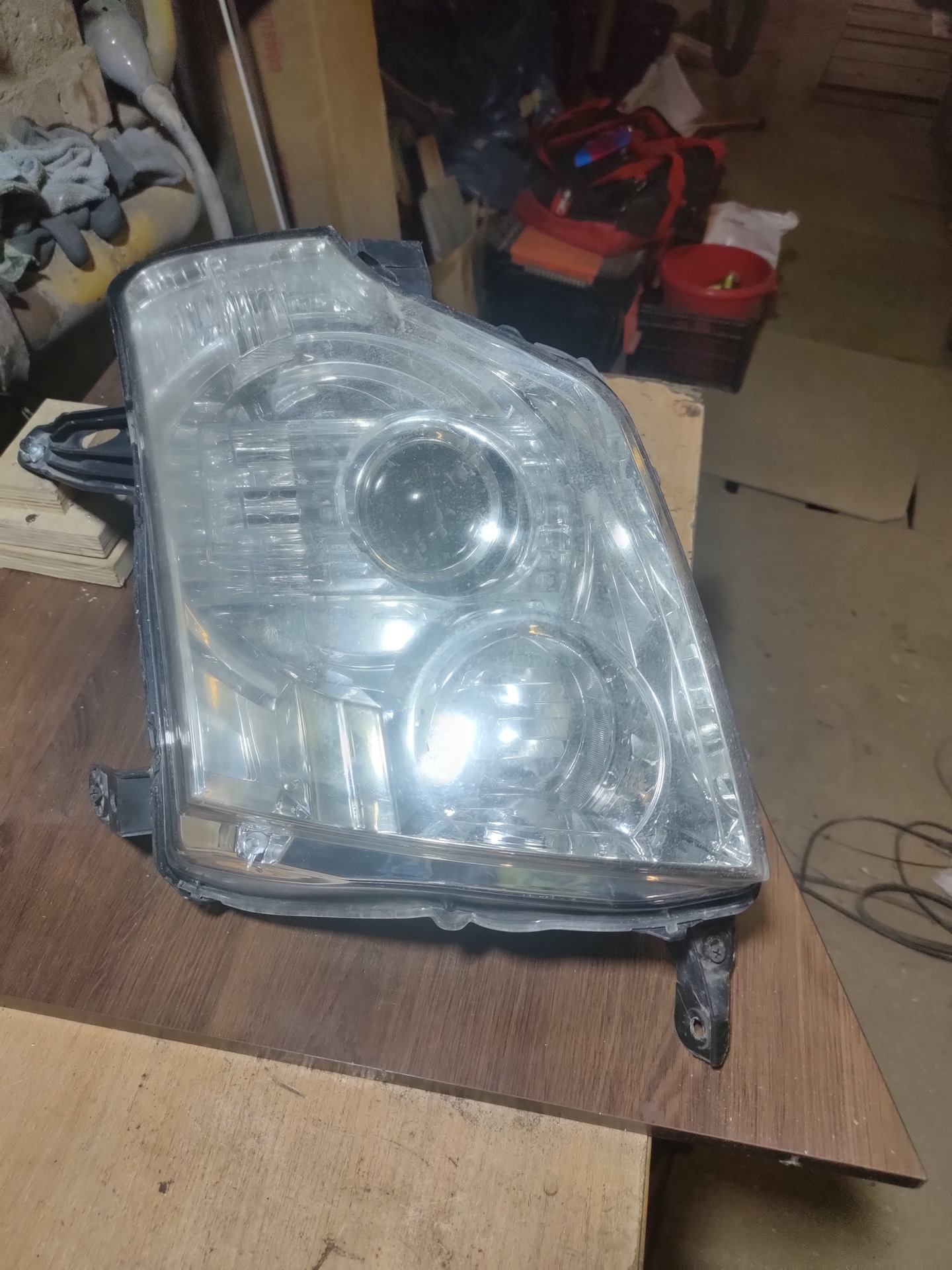 Grinding, polishing and armoring of headlights on Pajero 4 - do it yourself - My, Needlework with process, Rukozhop, With your own hands, Mitsubishi Pajero, Longpost