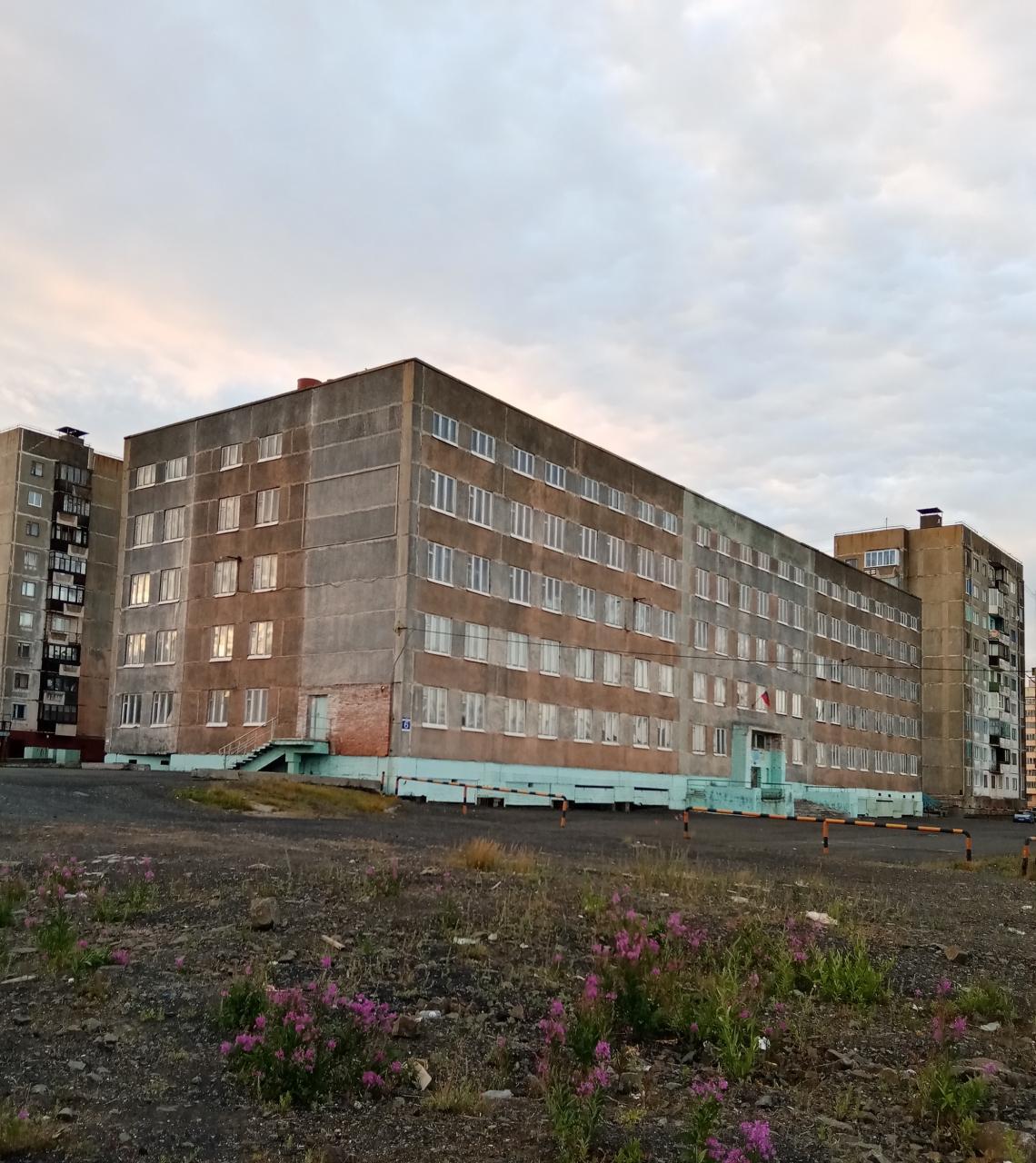 I went to school today, but 30 years ago - My, School, September 1, Memories, Childhood memories, Childhood, Childhood of the 90s, Norilsk, Time, 90th, Memory, Video, Video VK, Longpost