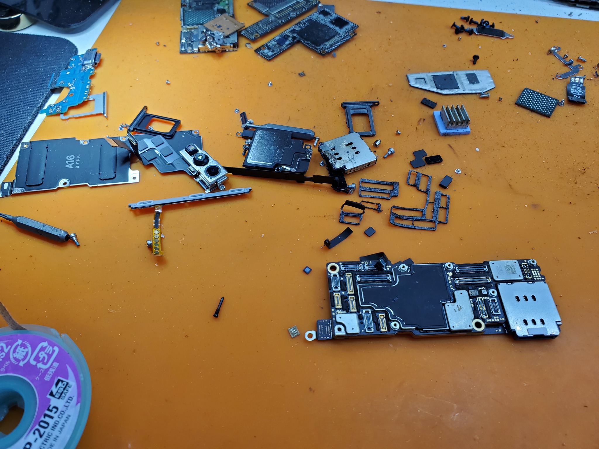 Exploded. Iphone 14 Pro Max - My, Moscow, Repair of equipment, Apple, Soldering, Expensive, Longpost