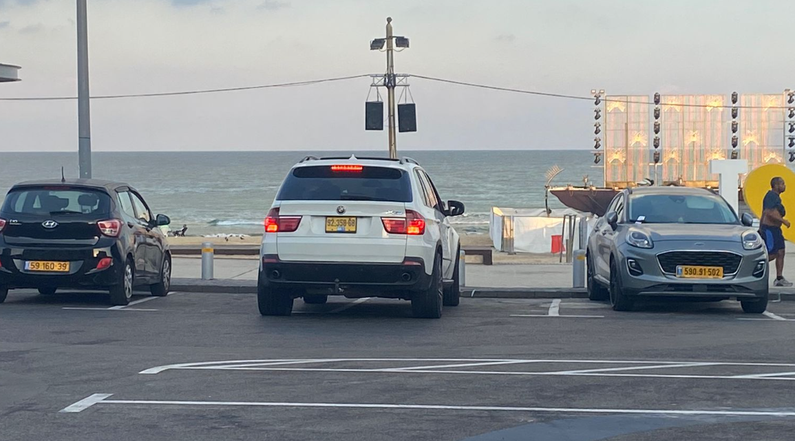 BMW driver - Beach, Bmw x5, The photo, Sea, Parking