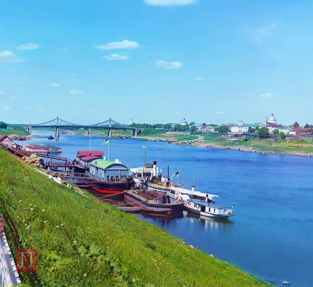 Tver with a bridge across the Volga and steamship piers - Crossposting, Pikabu publish bot, Tver, Tver region, Telegram (link)