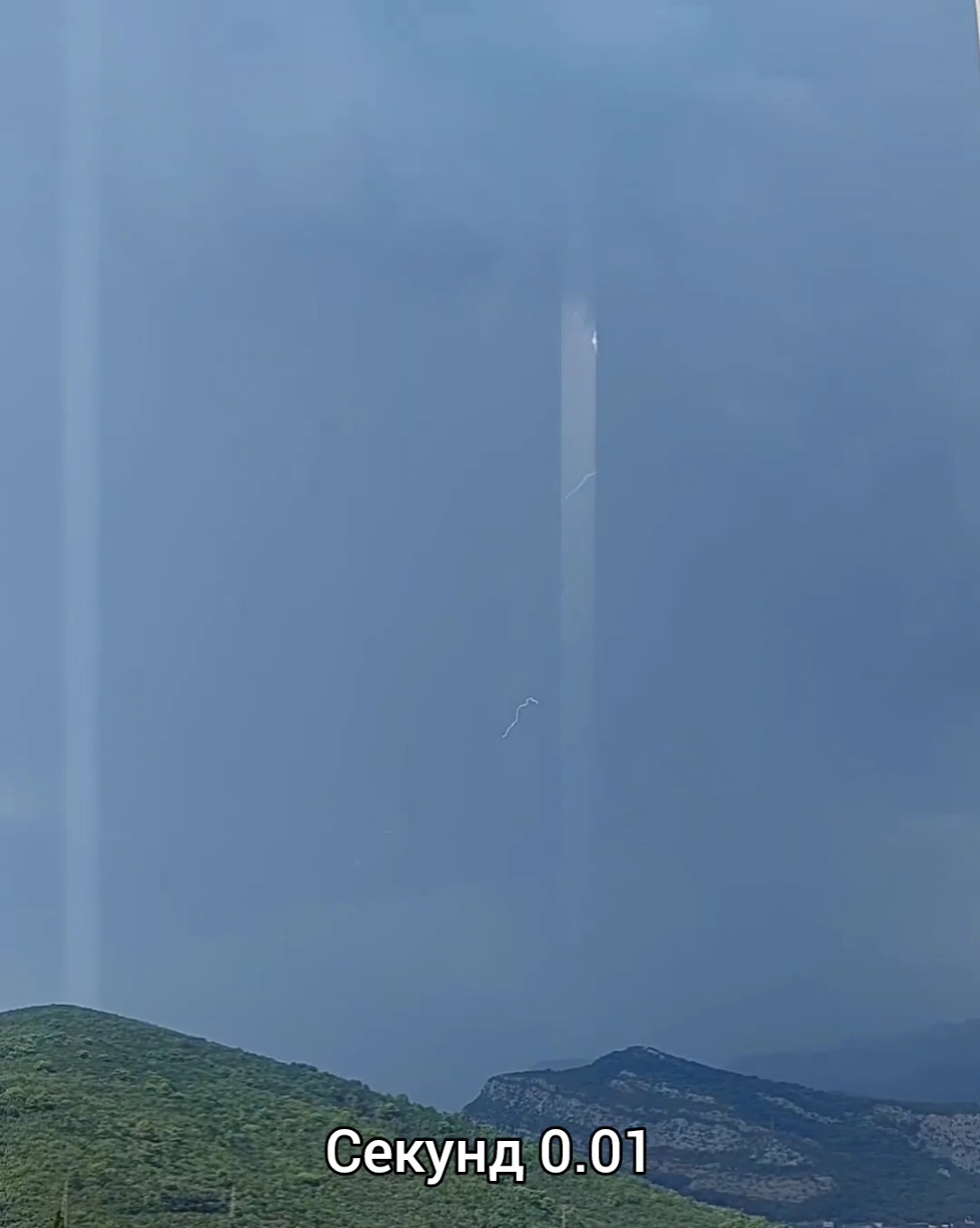 Lightning. Video slowed down 100 times - My, Lightning, Vertical video, Video, Soundless, Longpost, GIF