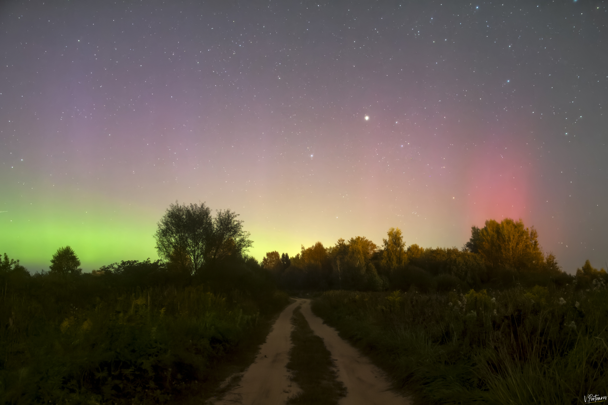 The road to eternity... - My, The photo, Nature, Sky, Night, Astrophoto, Landscape, Beautiful view, Starry sky, Night shooting, Polar Lights