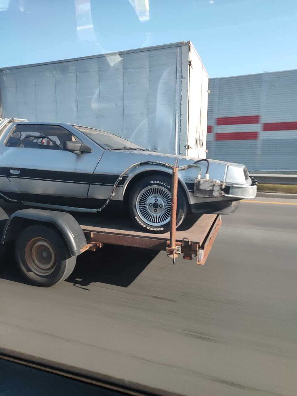 Back to the Future - Back to the future (film), Gorkovskoye Highway, Tow truck, Longpost, Delorean