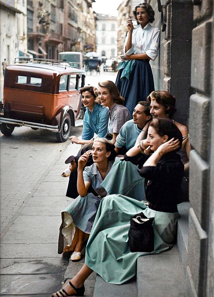 Fragments of History: Interesting and Rare Retro Photos of Europe. 20 Colorized Photos of the 20th Century. Part VI - My, Historical photo, Old photo, The photo, Colorization, Italy, Germany, France, England, Switzerland, Netherlands (Holland), 20th century, Great Britain, Europe, Longpost