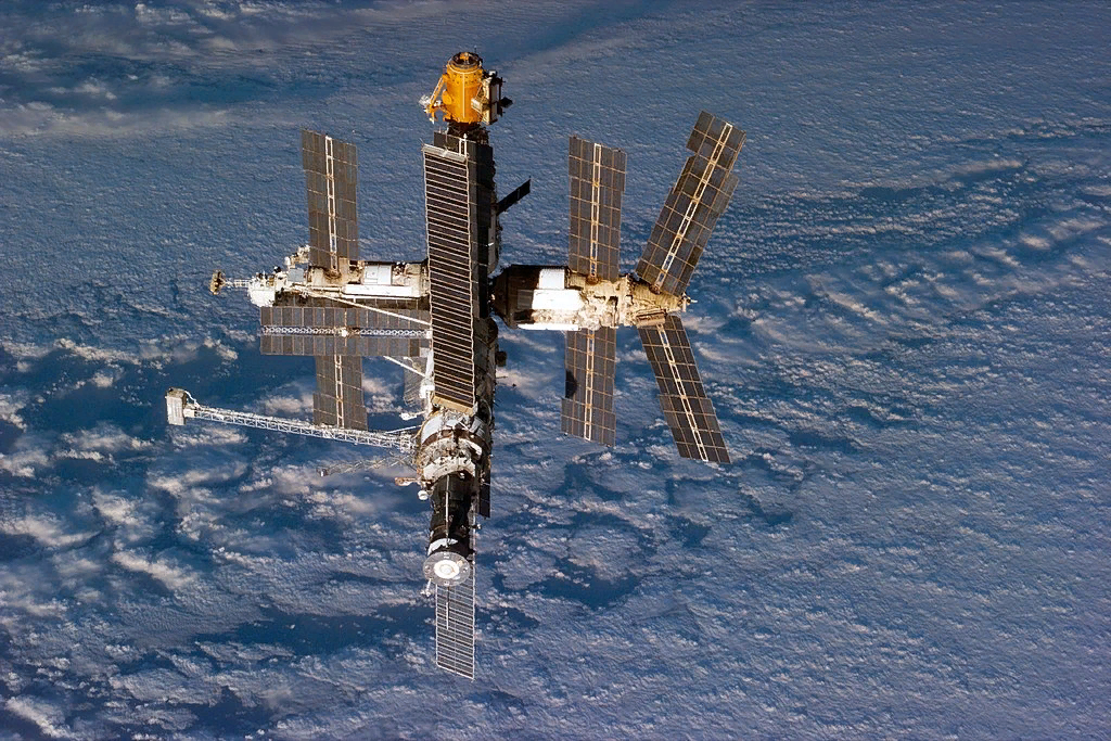 Once upon a time there was a station called Mir: why was it flooded? - My, Cosmonautics, NASA, Technologies, Space, Inventions, Space station, Longpost