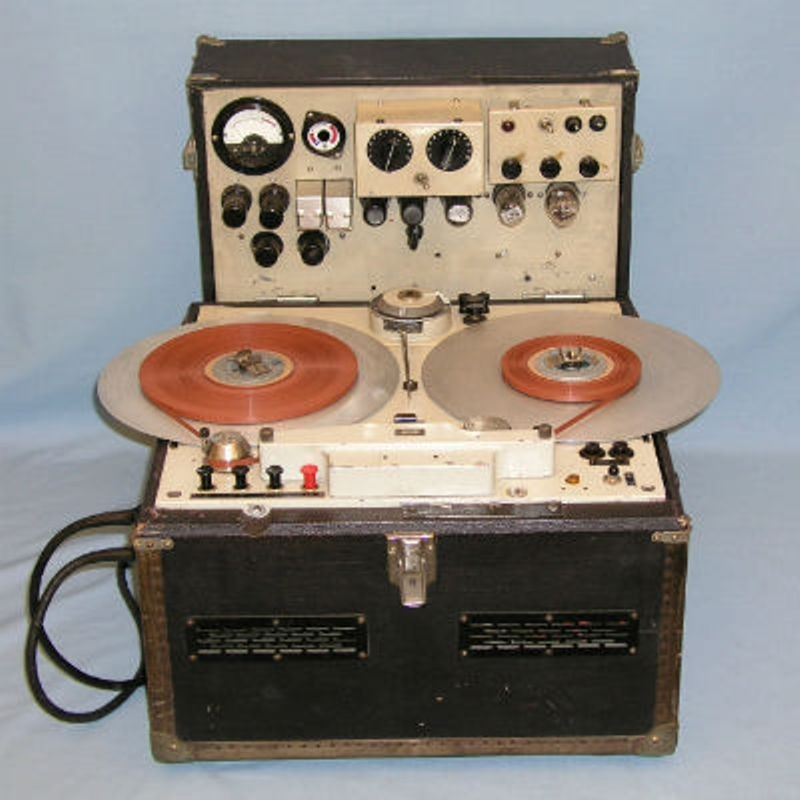 1935: The audio tape recorder uses inexpensive magnetic tape. - Technologies, IT, Rarity, Inventions, Technics, Electronics, Engineer, History, Innovations, Longpost