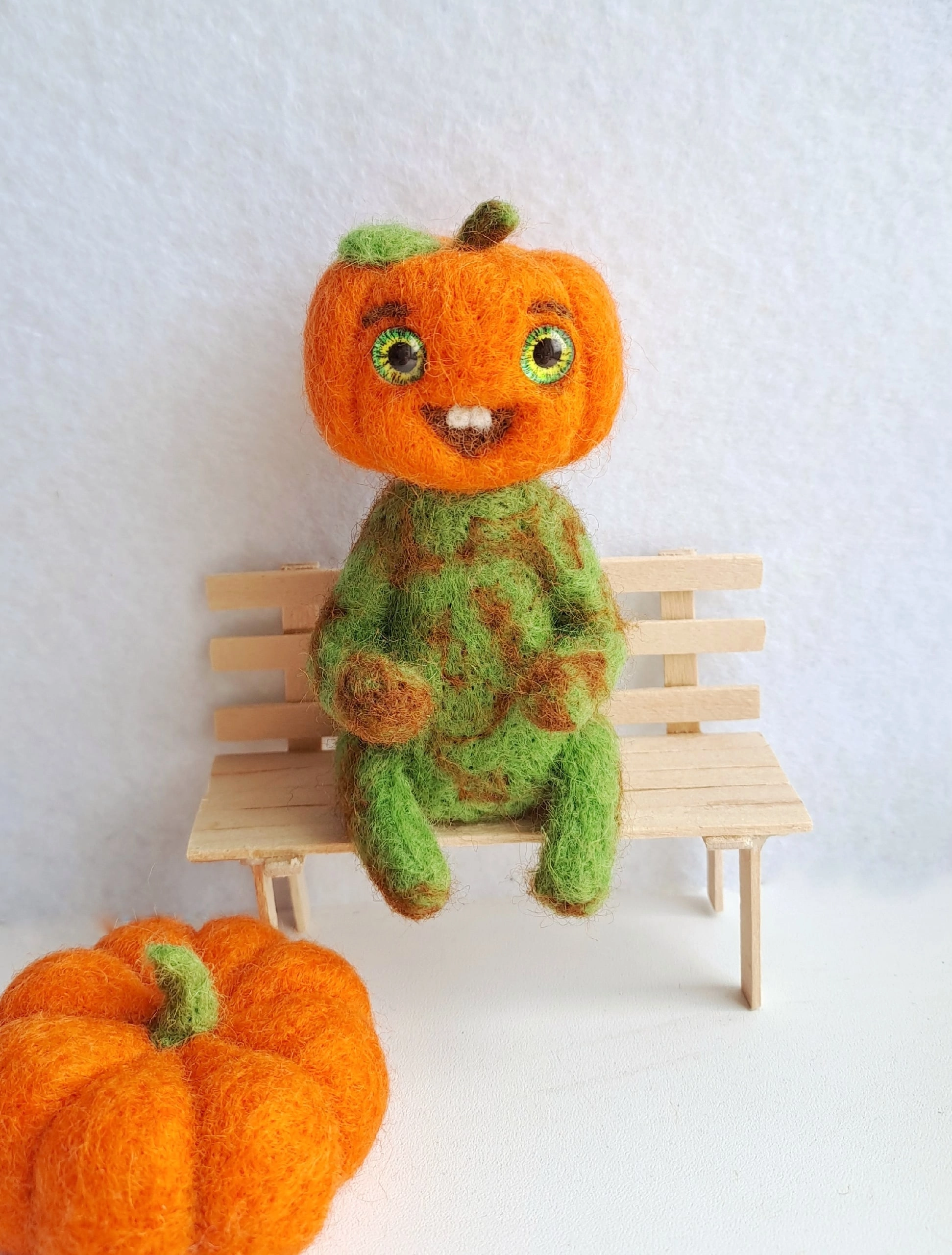 My pumpkin. Craftsmen, have you already made works on the theme of autumn or Halloween? Share in the comments, it would be interesting to see - My, Dry felting, Needlework, With your own hands, Autumn, Halloween pumpkin, Longpost, Needlework without process