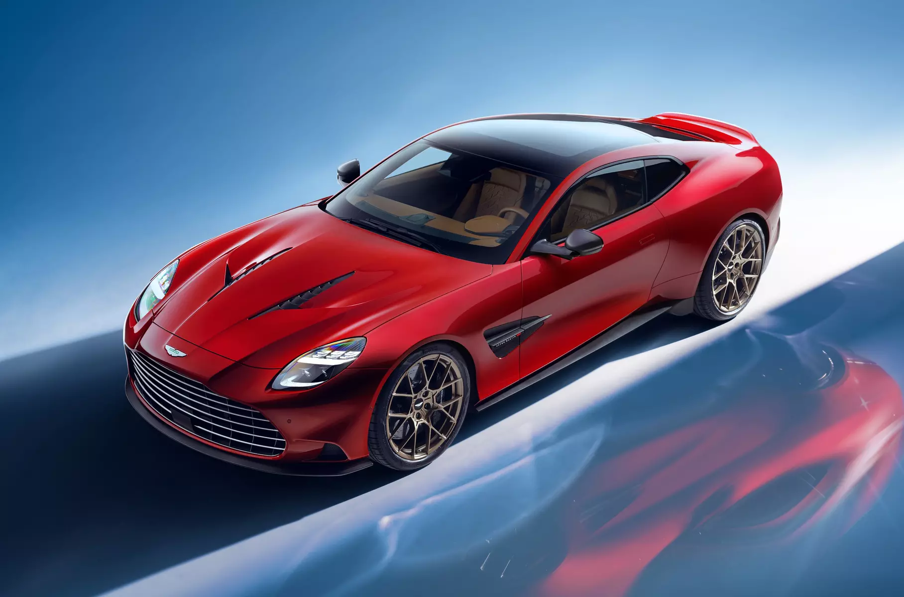 New Aston Martin Vanquish: continent eater with 835-horsepower V12. The new flagship of the British brand is presented - Technics, Inventions, Car history, Engine, Tuning, Spare parts, Aston martin, news, New items, Auto, Longpost