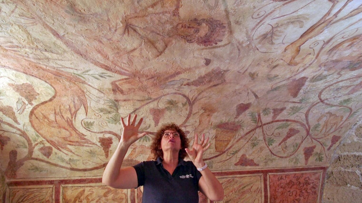 1,700-year-old tombs with rare Greek paintings to be opened in Israel - Israel, Archaeological finds, Archeology, Ancient artifacts, Tombs, Antiquity, Video, Youtube, Longpost