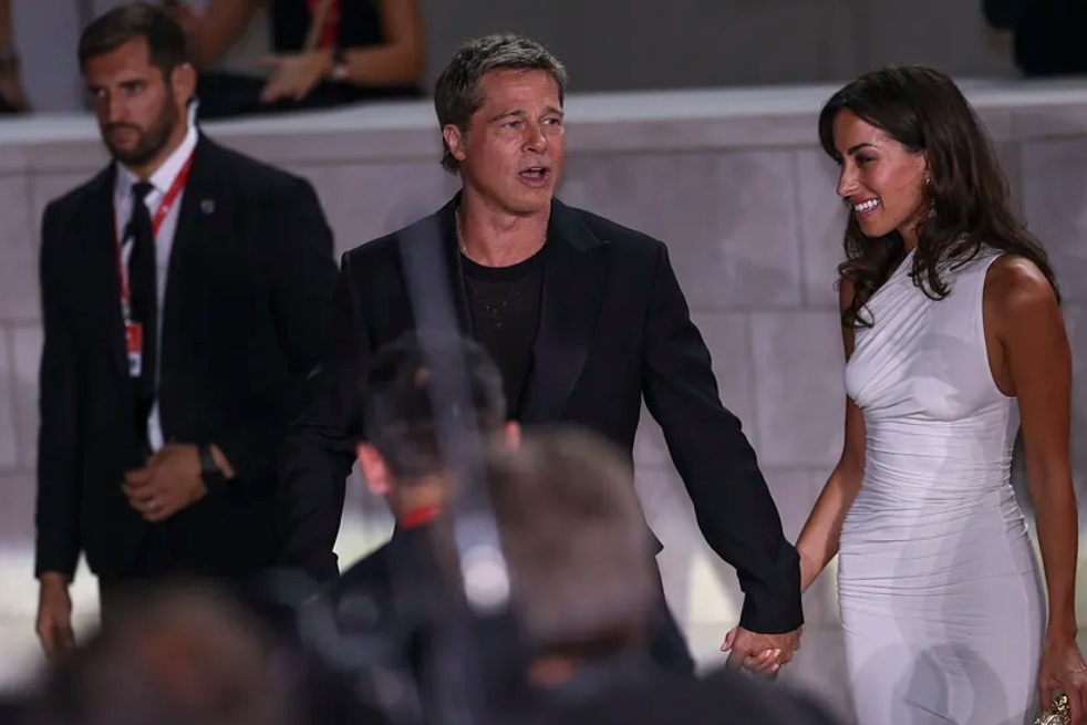 Brad Pitt brought out his new girlfriend. Who is Ines de Ramon? - Celebrities, Actors and actresses, Hollywood, Film and TV series news, Serials, Longpost