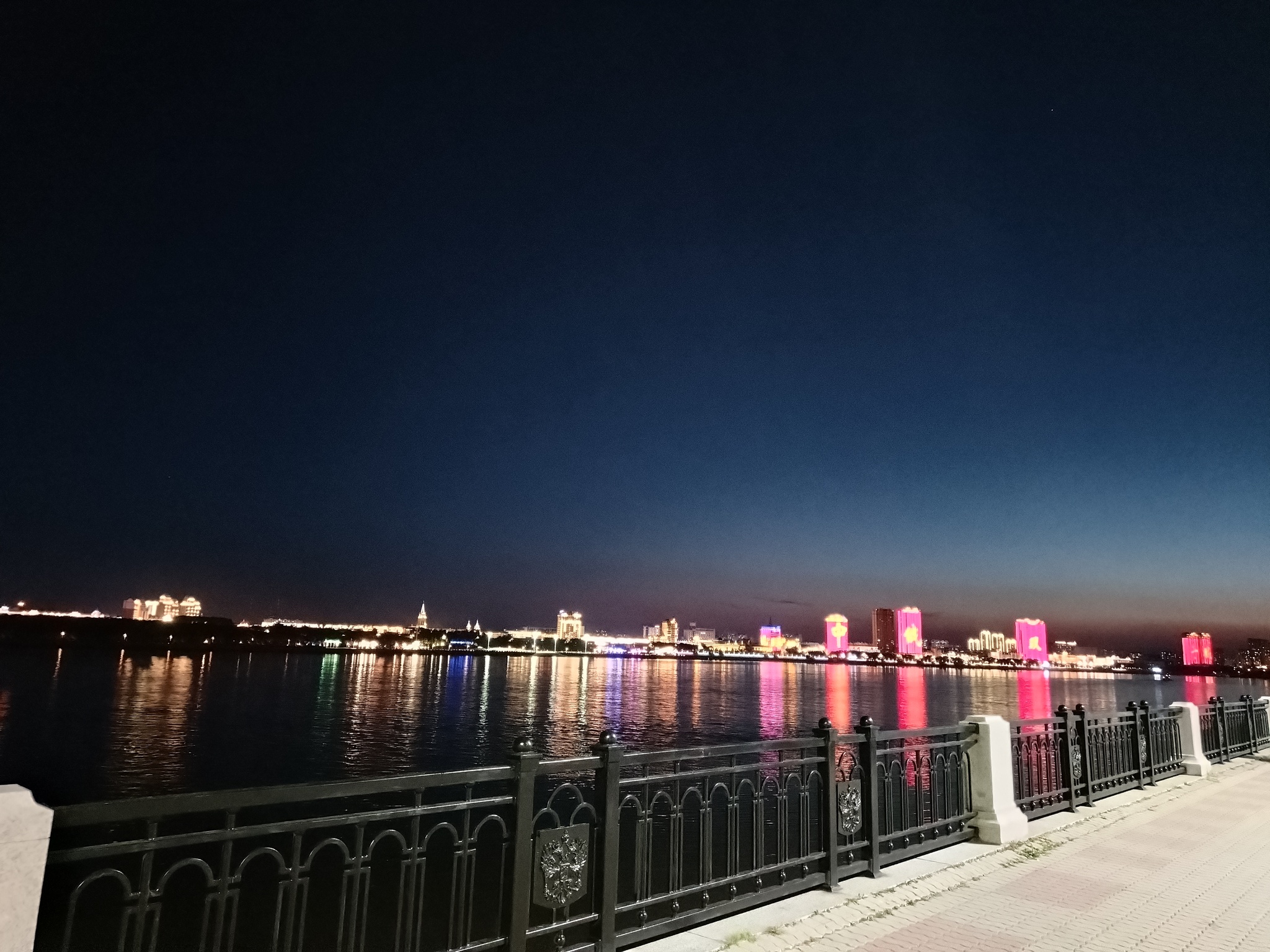 Cupid in bright lights - My, Evening, China, Amur, City lights, The photo, Amur River