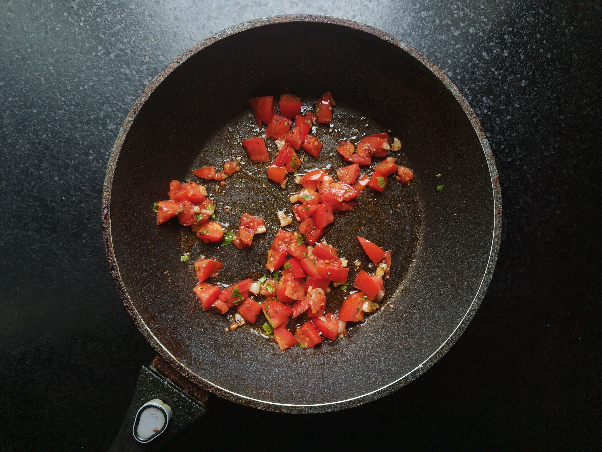 Axe porridge: oatmeal with tomatoes and egg - My, Food, Saving, Budget, Cooking, Recipe, Ax porridge, Longpost