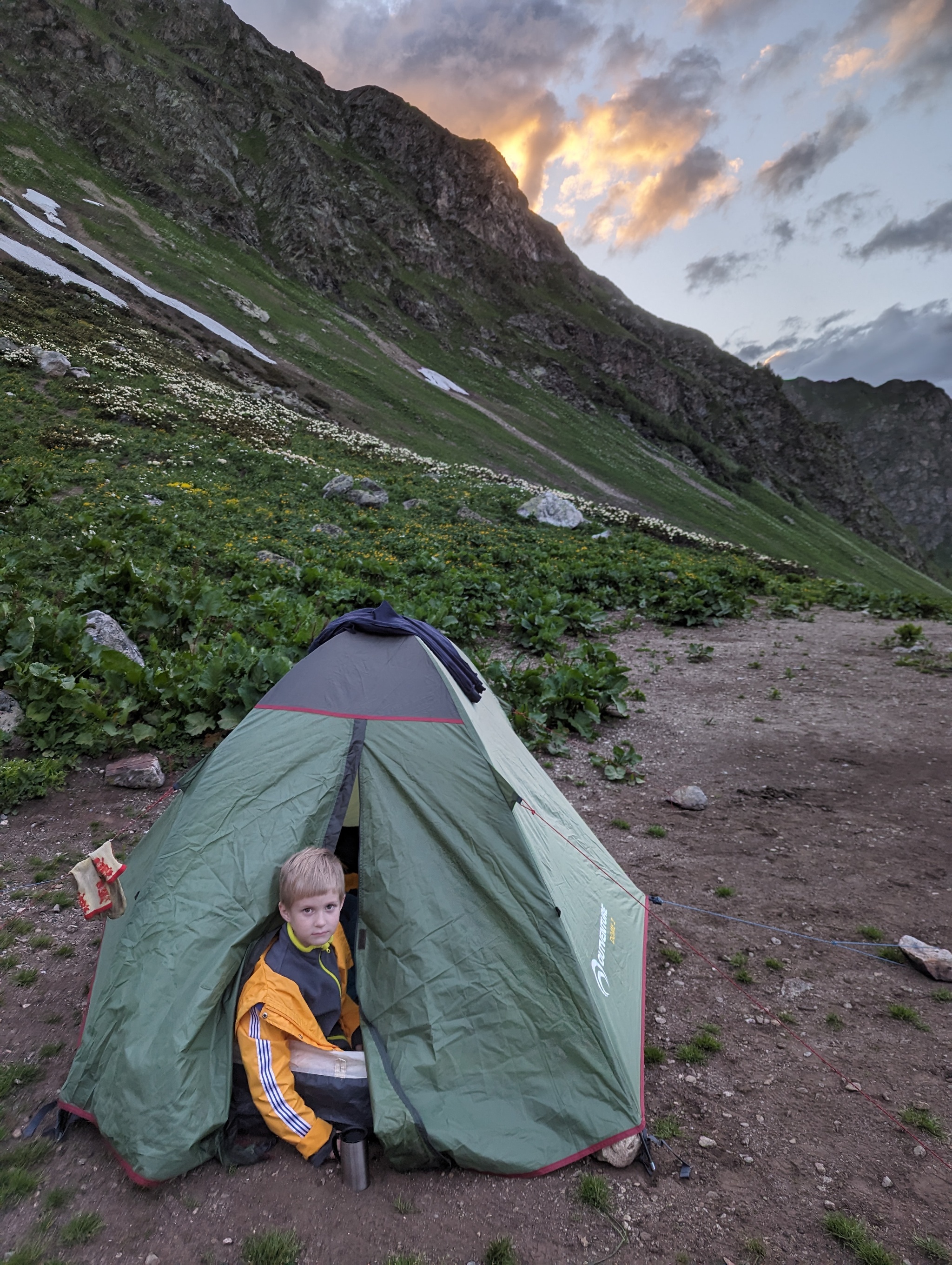 Reply to the post Mini hike with a child - My, Parents and children, Hike, Longpost, Arkhyz, Mountain tourism, Caucasus, Tourism, Camping, Video VK, Video, Reply to post