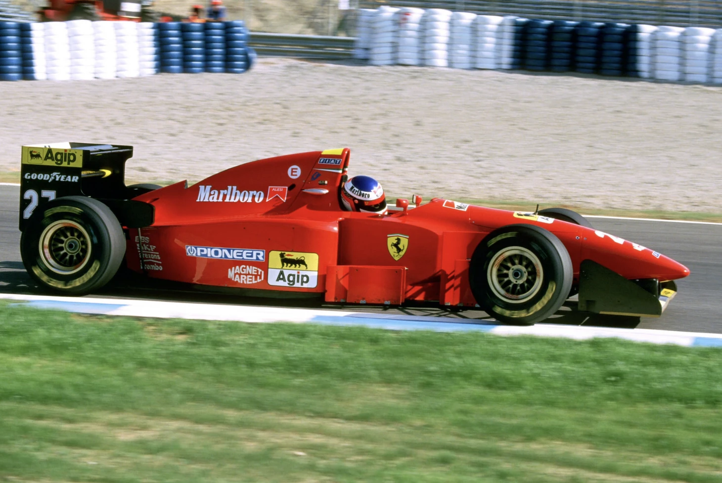 Schumacher's powerful comeback in '94 at Jerez: easily brought 20 seconds to Hill. Hakkinen on podium for the 4th time in a row after crash - My, Competitions, Formula 1, Race, Автоспорт, Speed, Michael Schumacher, Damon Hill, Mika Hakkinen, Nigel Mansell, Williams racing, Spain, Retro, 90th, Life stories, Extreme, Car history, Benetton, The Grand Prix, Longpost