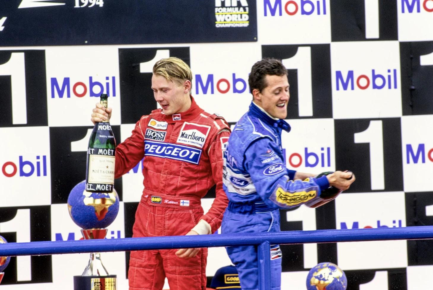 Schumacher's powerful comeback in '94 at Jerez: easily brought 20 seconds to Hill. Hakkinen on podium for the 4th time in a row after crash - My, Competitions, Formula 1, Race, Автоспорт, Speed, Michael Schumacher, Damon Hill, Mika Hakkinen, Nigel Mansell, Williams racing, Spain, Retro, 90th, Life stories, Extreme, Car history, Benetton, The Grand Prix, Longpost