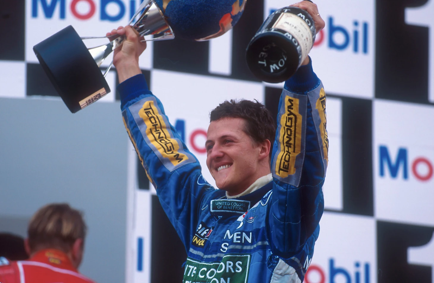 Schumacher's powerful comeback in '94 at Jerez: easily brought 20 seconds to Hill. Hakkinen on podium for the 4th time in a row after crash - My, Competitions, Formula 1, Race, Автоспорт, Speed, Michael Schumacher, Damon Hill, Mika Hakkinen, Nigel Mansell, Williams racing, Spain, Retro, 90th, Life stories, Extreme, Car history, Benetton, The Grand Prix, Longpost