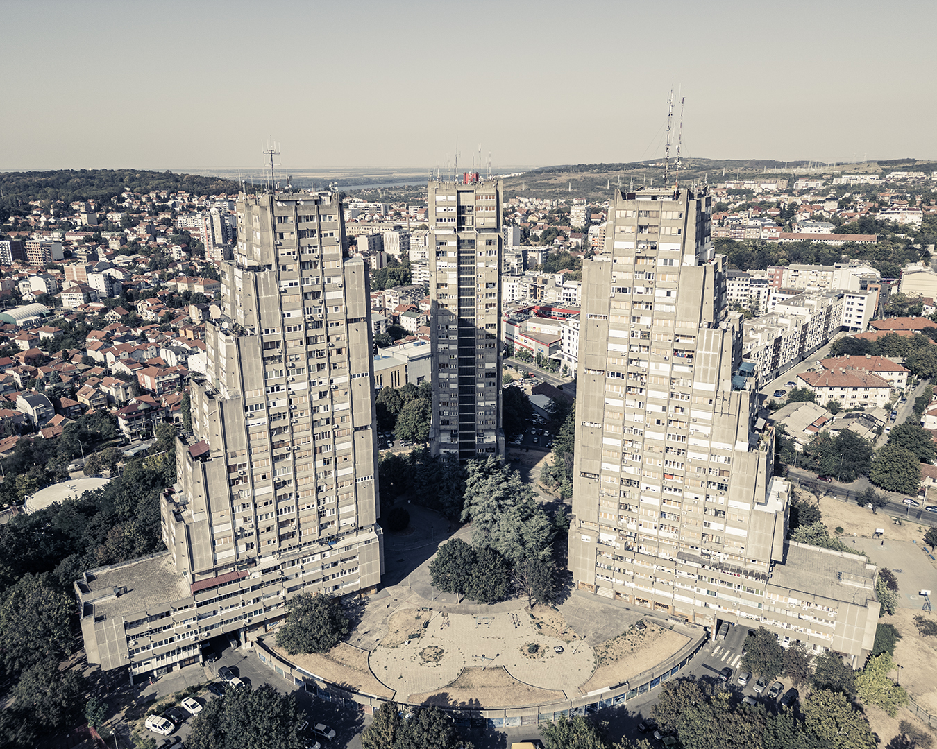 Rudo Complex: Belgrade's Eastern Gate - My, Architecture, Building, Travels, Brutalism, Belgrade, Serbia, Longpost