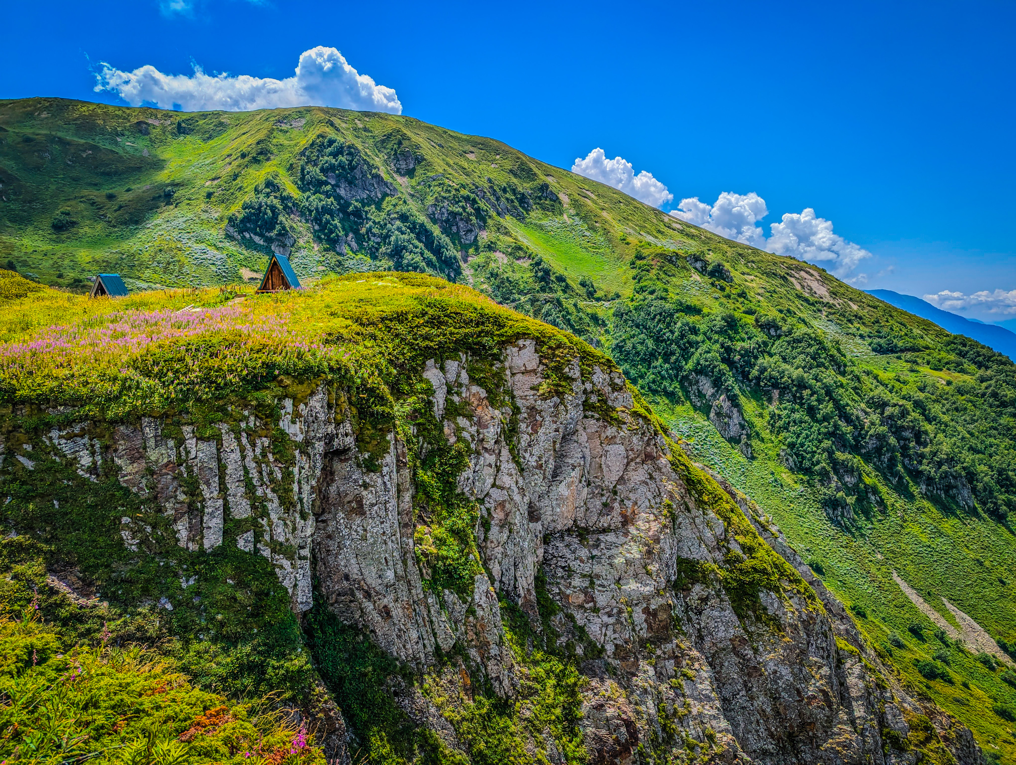 Bzerpinsky Cornice and Lake Maloe - My, Sochi, Hike, Bzerpen cornice, Krasnaya Polyana, Relaxation, Camping, Caucasus, Lake, Longpost